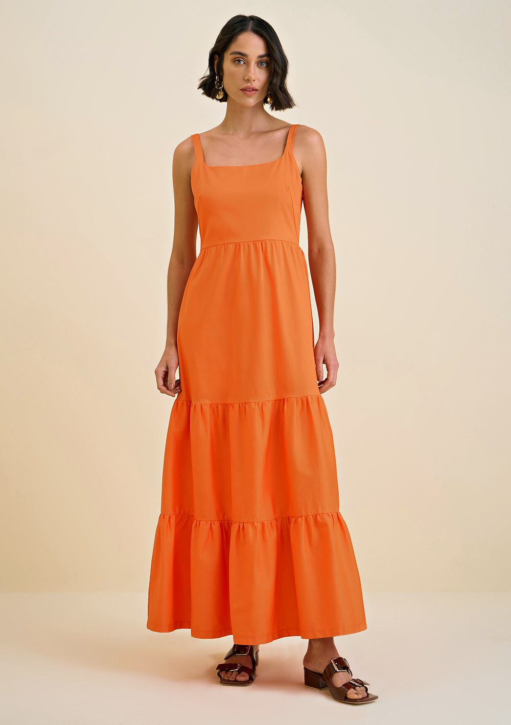 Vestido Largo con Escote Recto y Fruncido