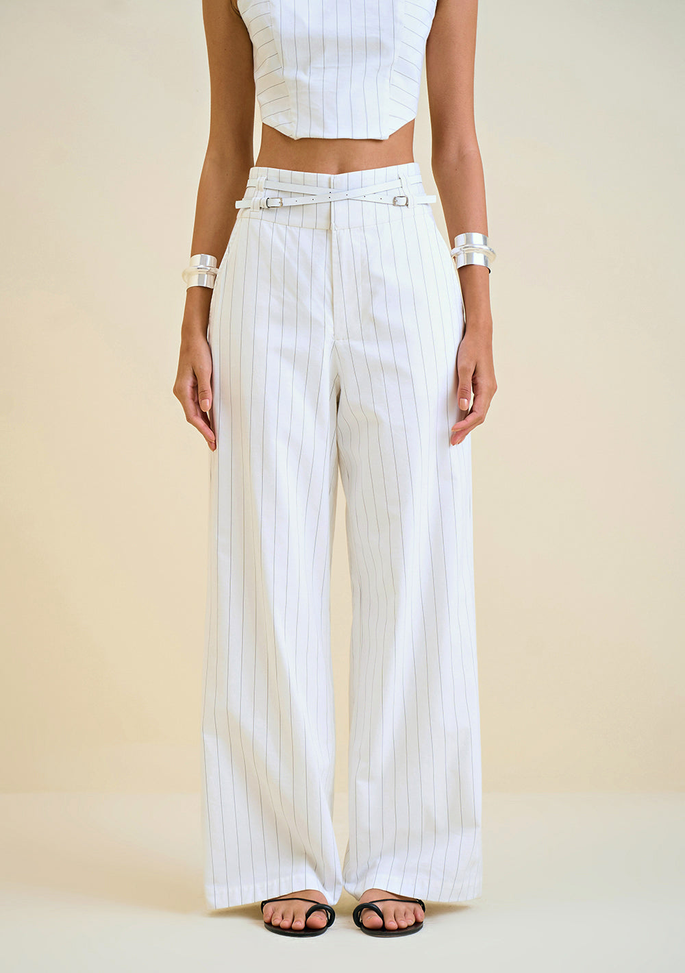 Pantalón Alfaiataria Tiro Largo con Cinto