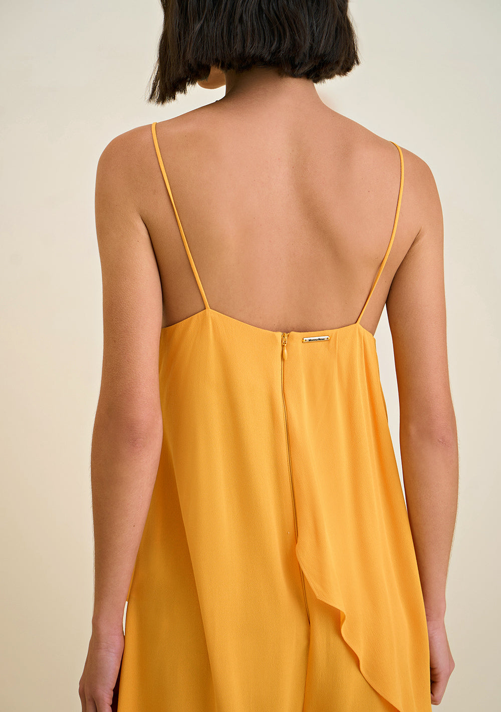 Enterizo Recto Detalle de Superposición