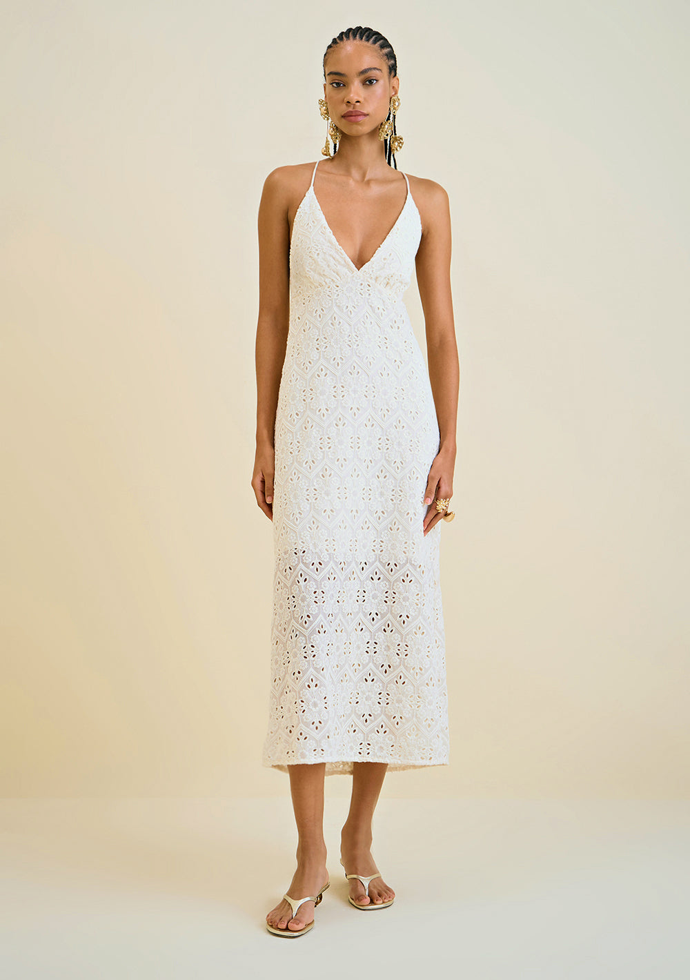 Vestido Ajustado Escote En V Con Tirante Mid