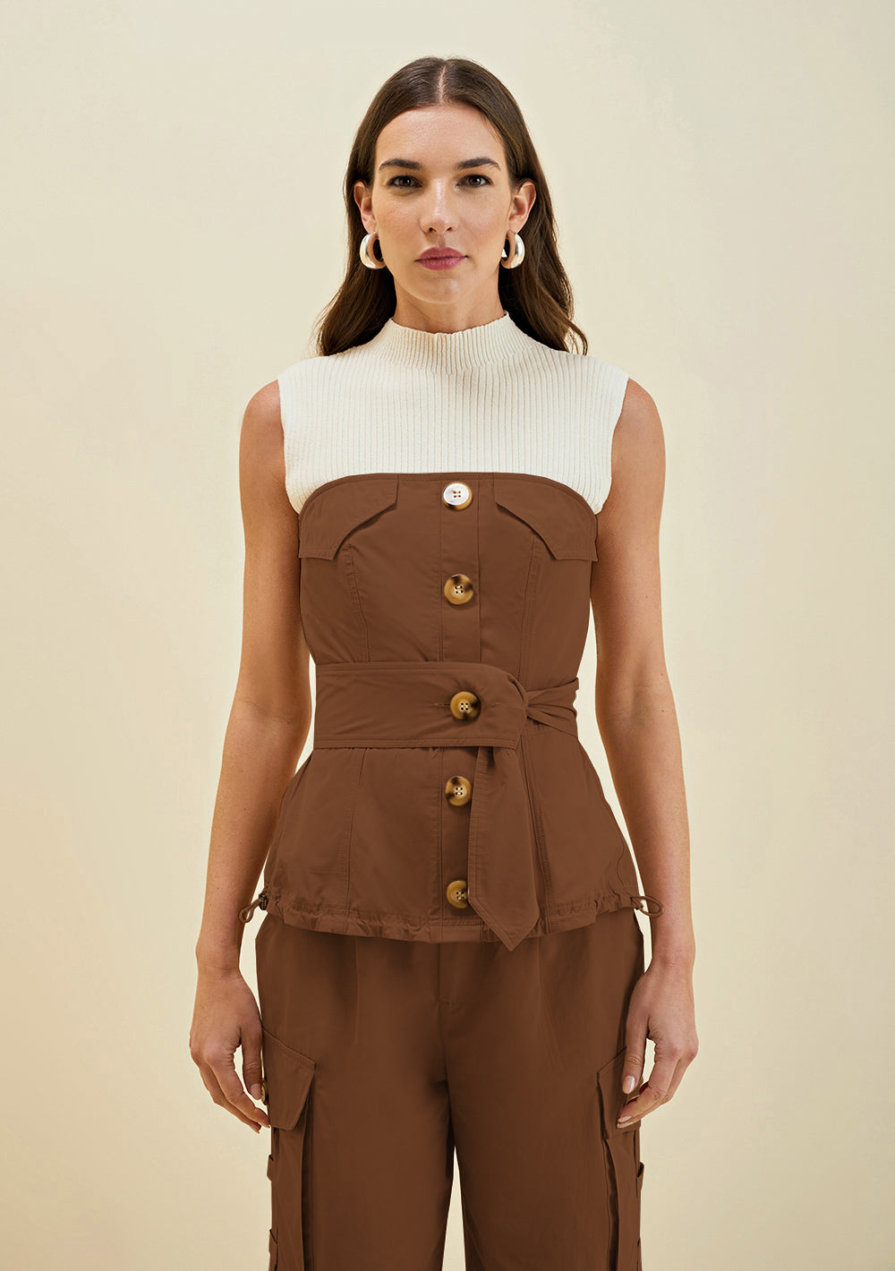 Blusa Ajustada Escote Recto Sin Tirantes