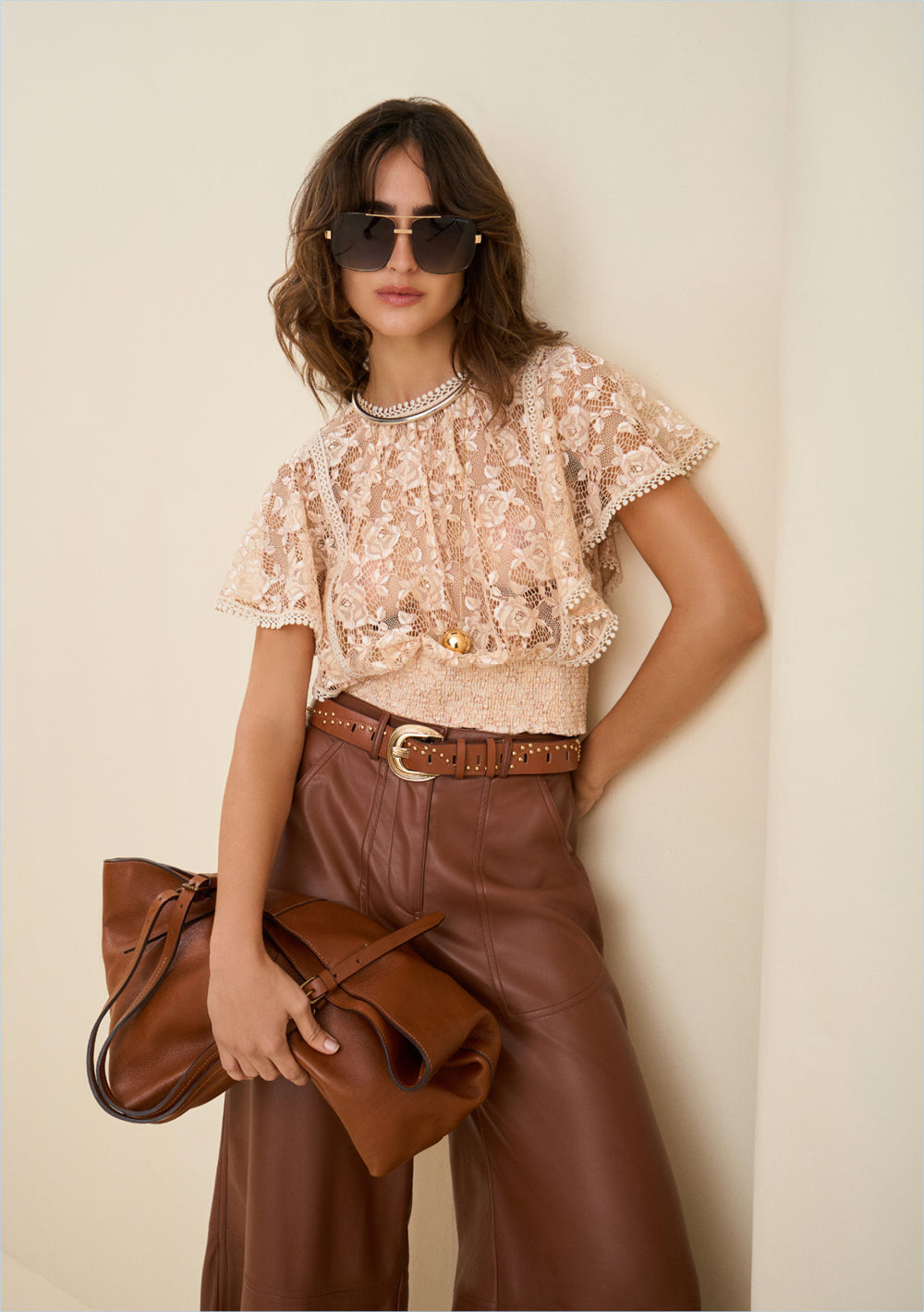 Blusa Ajustada Escote Redondo Mangas Cortas