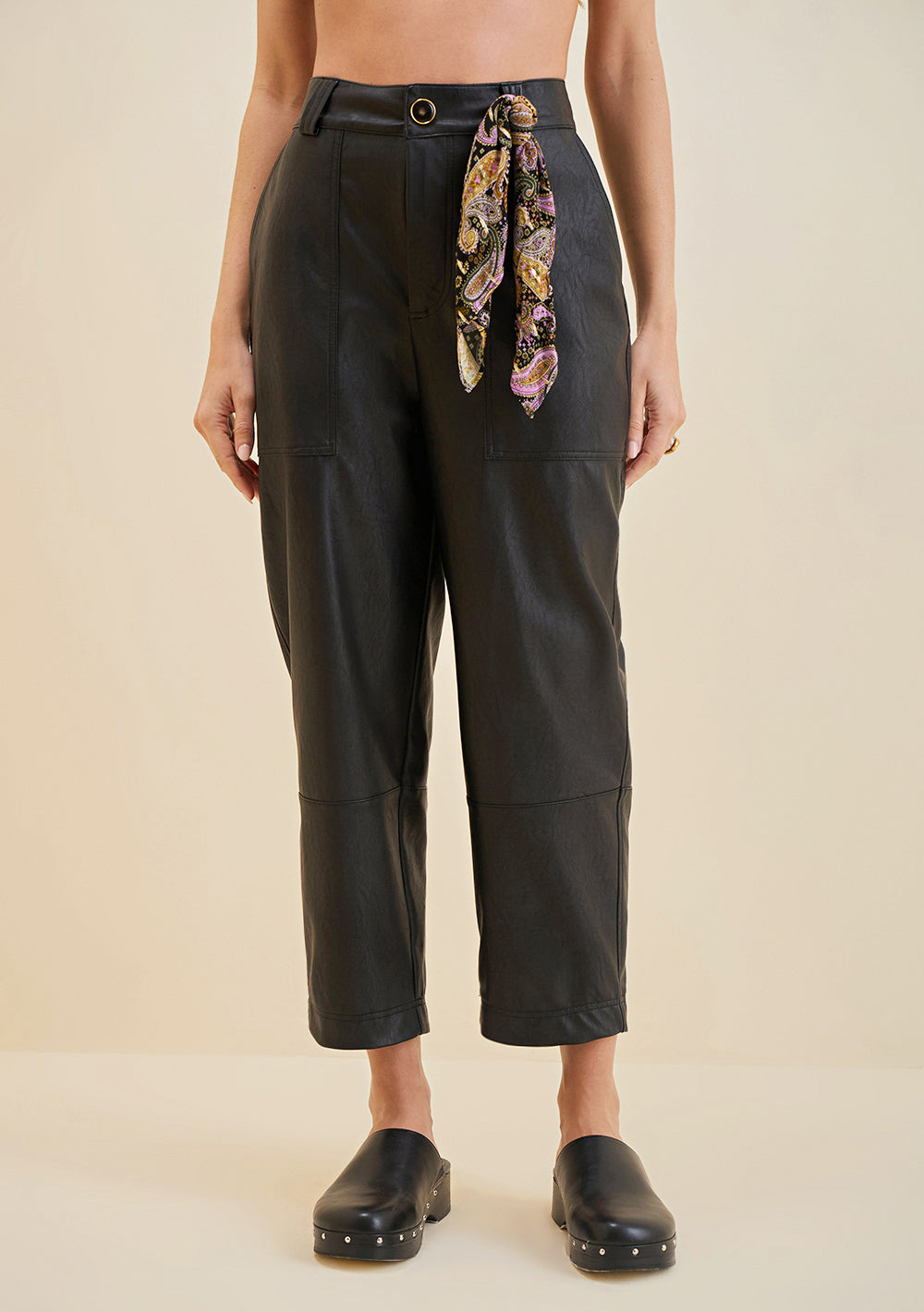 Pantalón Carrot Fit Tiro Alto