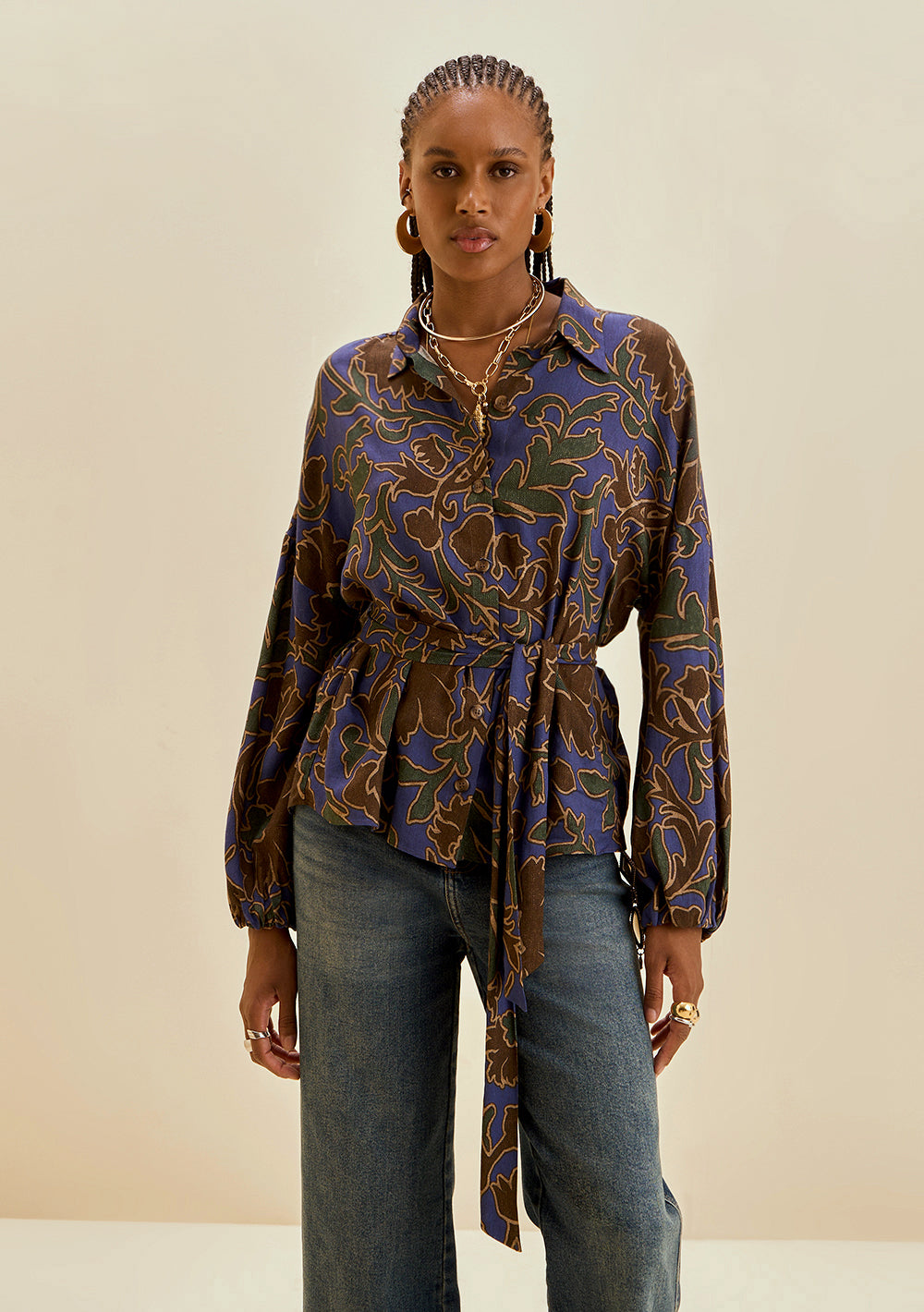 Camisa Suelta Cuello Clásico Mangas Largas