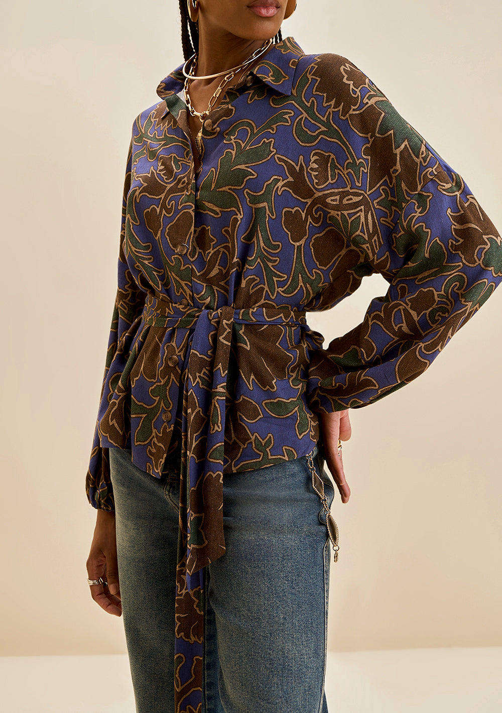 Camisa Suelta Cuello Clásico Mangas Largas