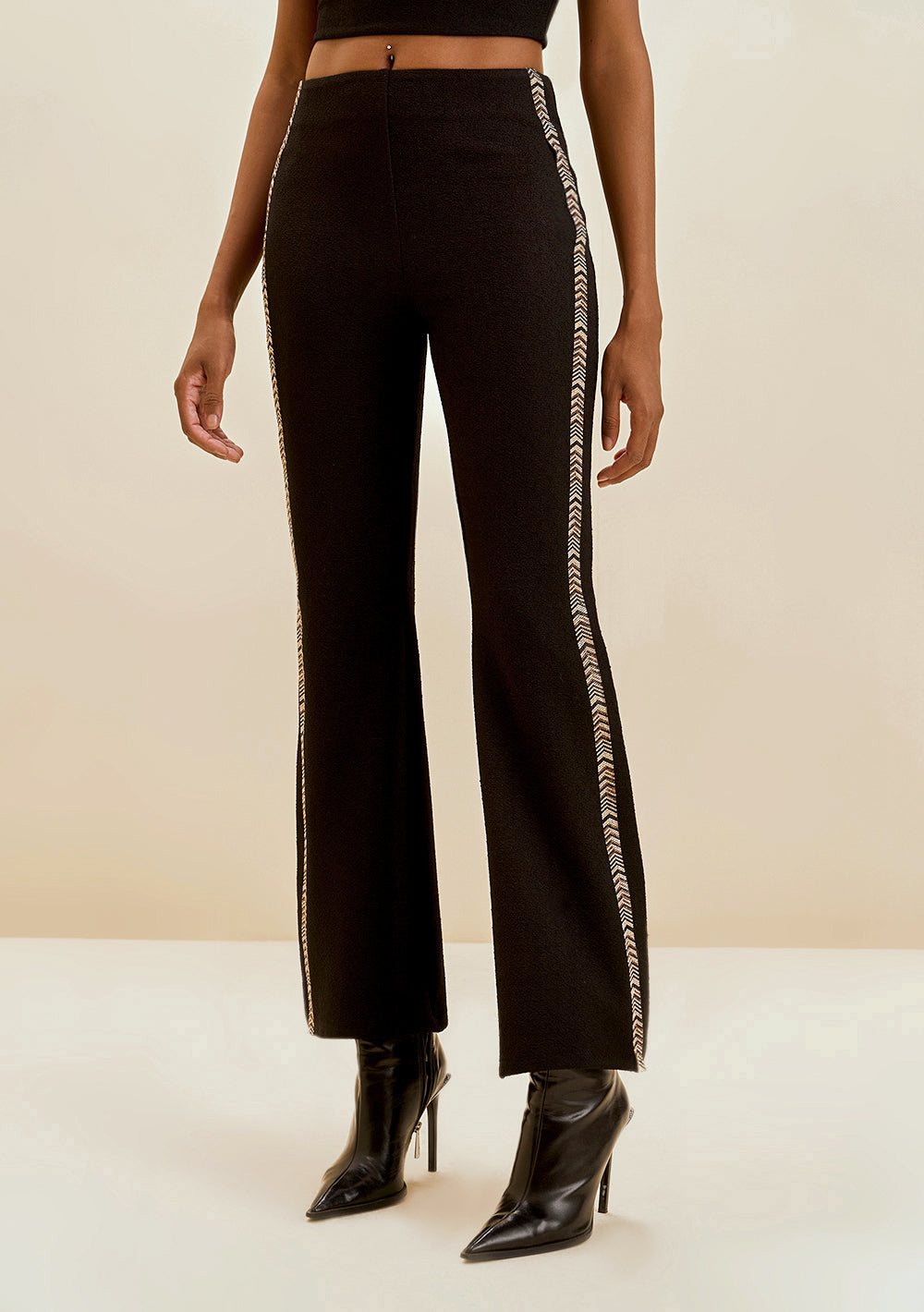 Pantalón Flare Tiro Alto