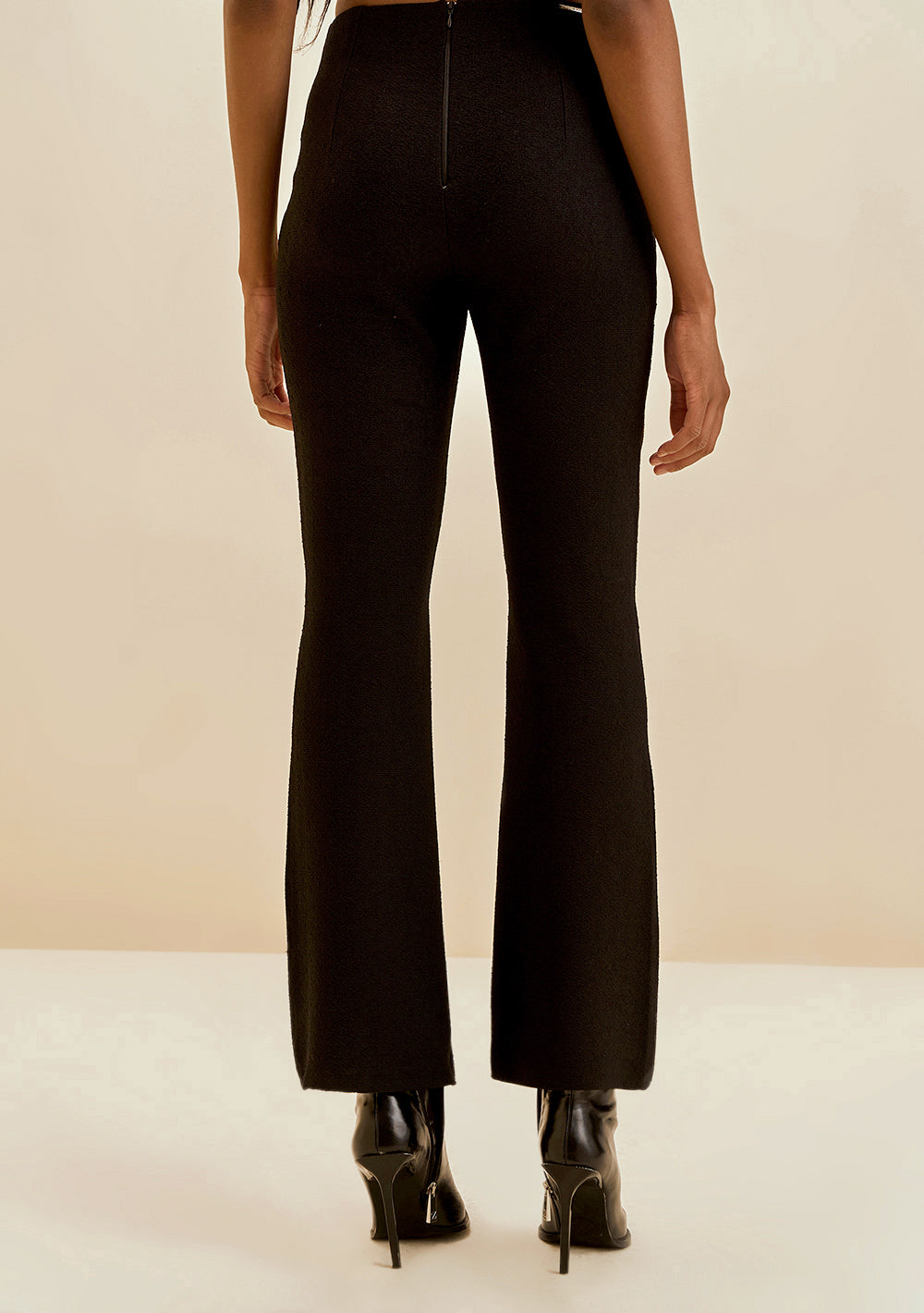 Pantalón Flare Tiro Alto