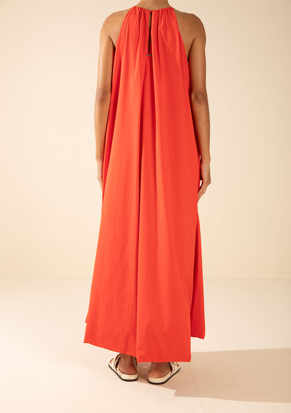 Vestido Suelto Cuello Francés Sin Mangas Midi