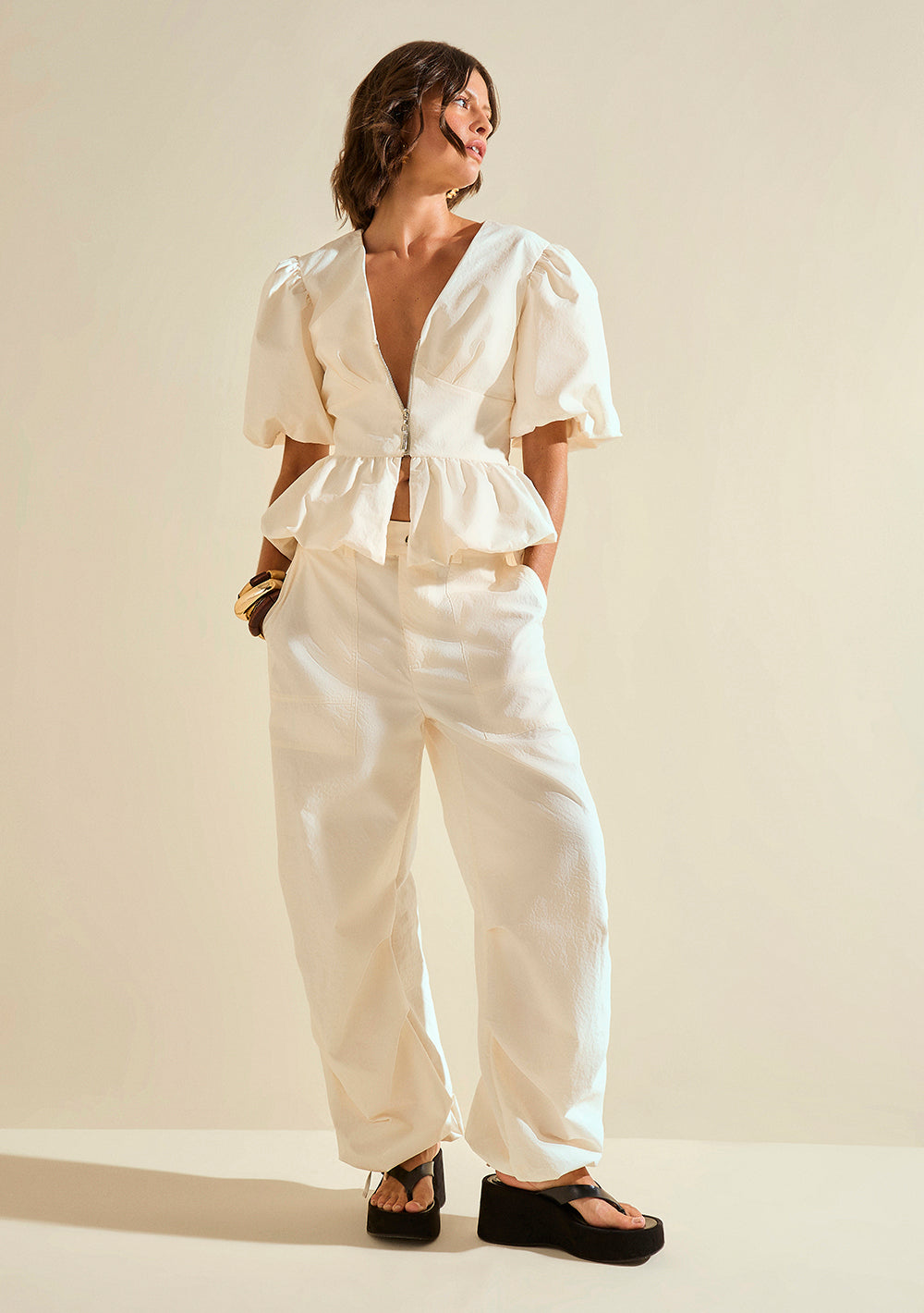 Blusa Escote en V Mangas Cortas