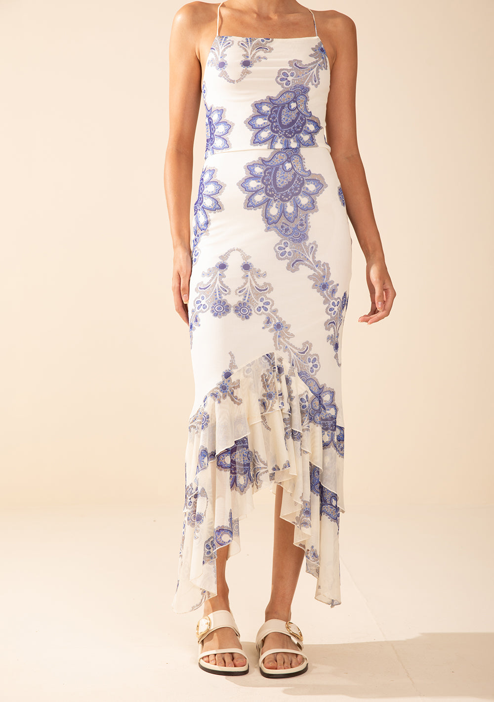 Vestido Ajustado Con Tirante Largo