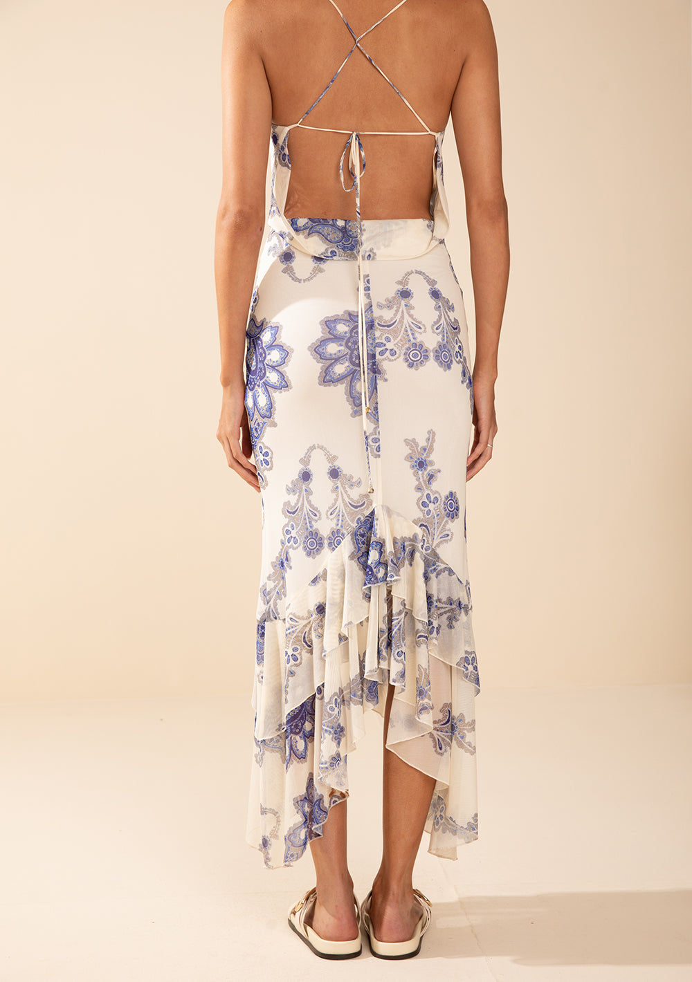 Vestido Ajustado Con Tirante Largo