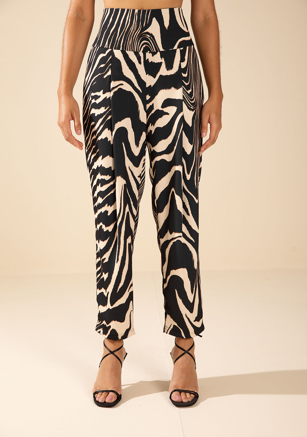 Pantalón Carrot-Fit Tiro Alto