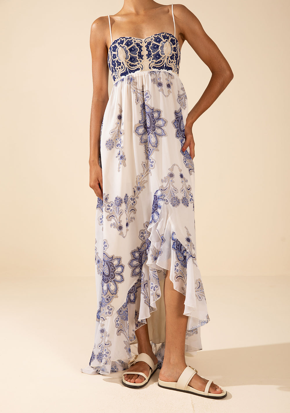 Vestido Suelto Escote en la Espalda Con Tirante Largo