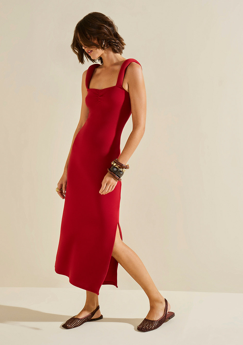 Vestido Ajustado Con Tirante Midi