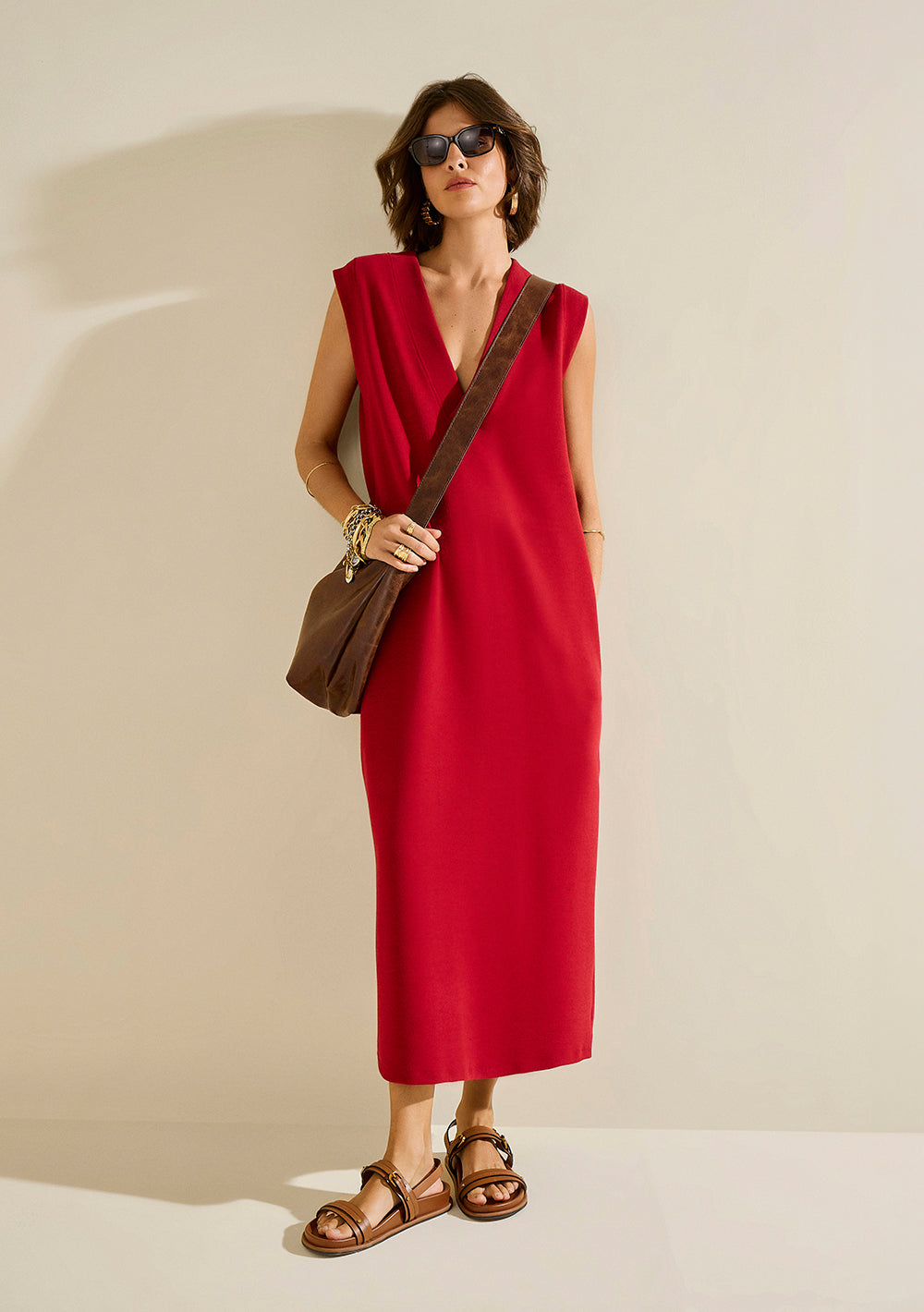 Vestido Ajustado Escote en V Sin Mangas Midi
