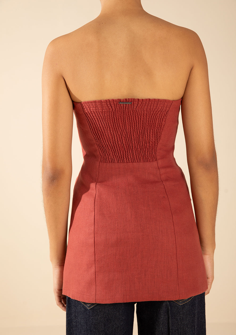 Vestido Ajustado Sin Mangas Corto