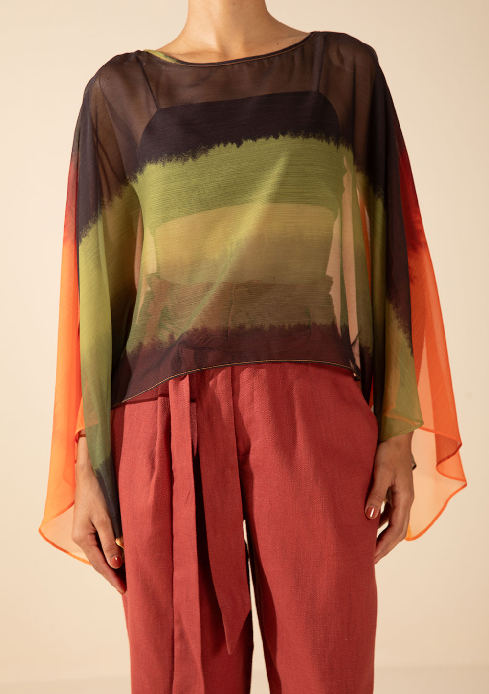Blusa Suelta Escote Redondo Mangas Largas