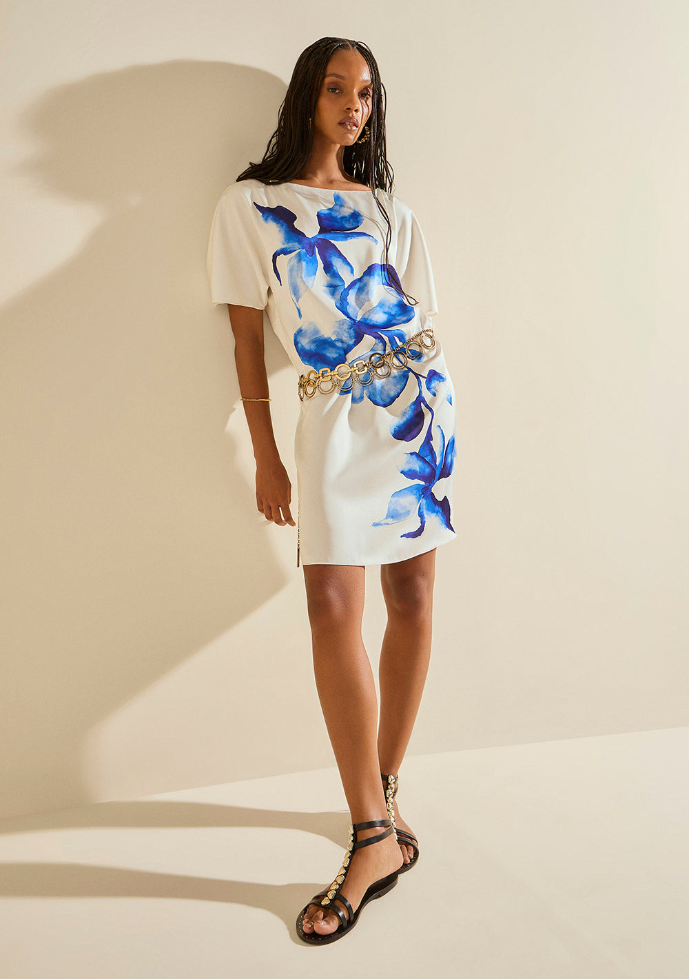 Vestido Suelto Escote Redondo Mangas Cortas Corto