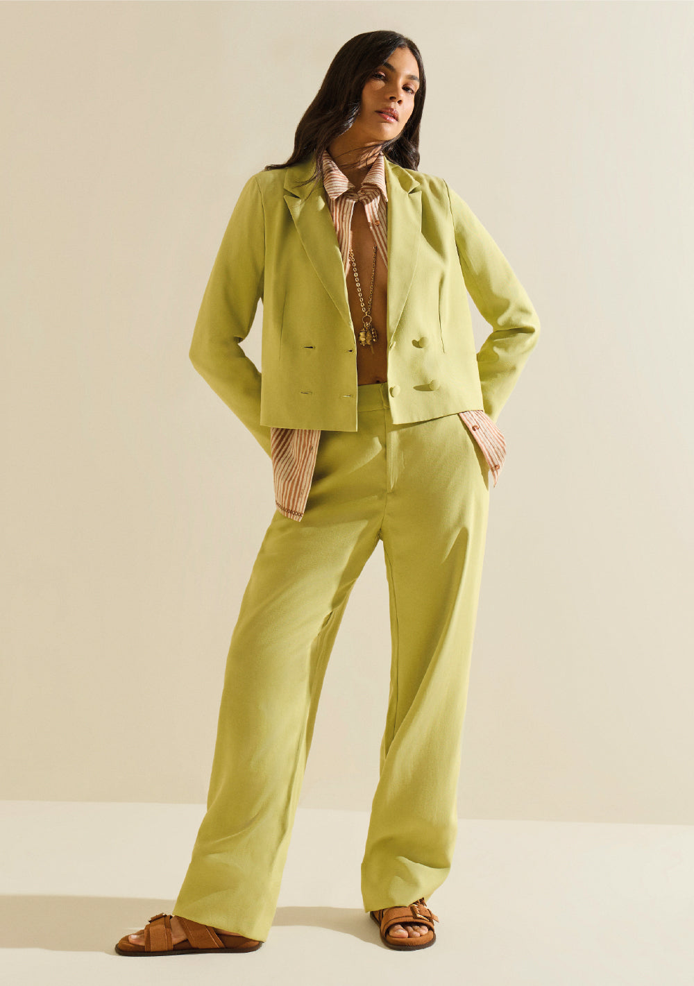 Pantalón Recto Tiro Alto