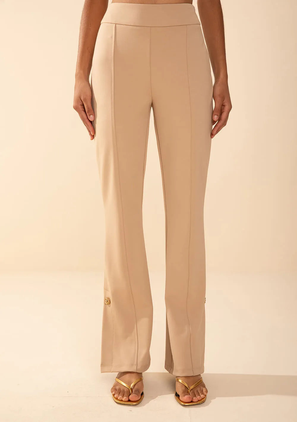 Pantalón Boot Cut Tiro Alto