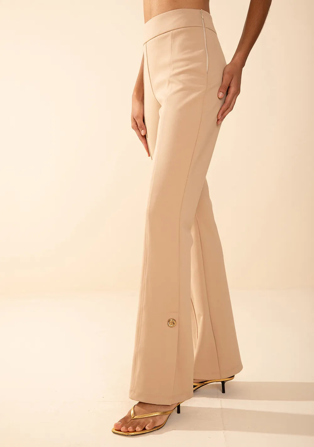 Pantalón Boot Cut Tiro Alto