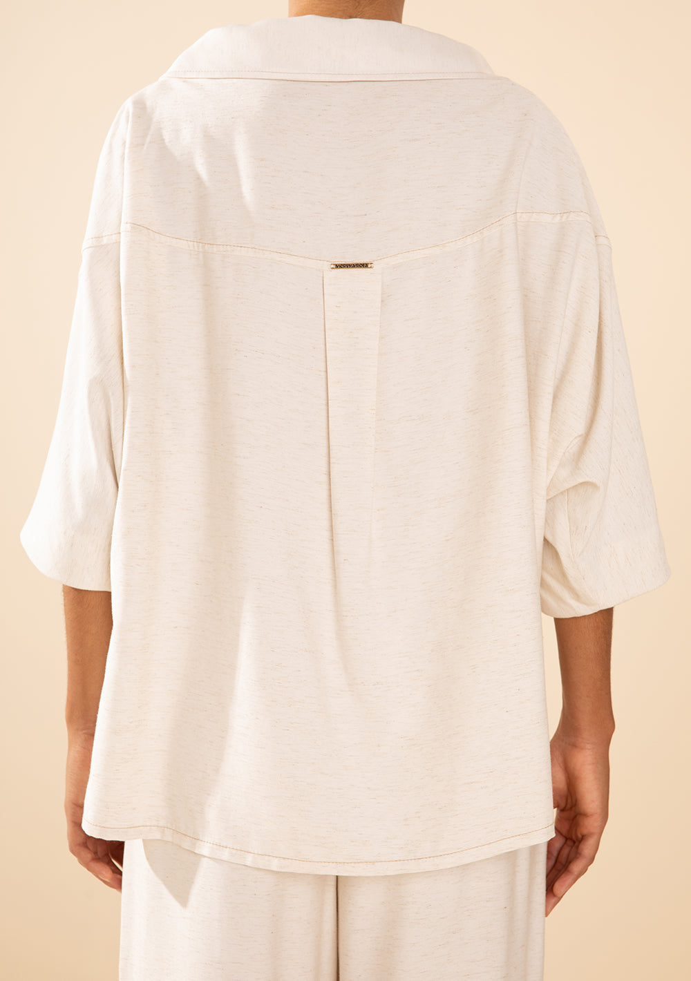 Camisa Oversized Escote Canoa Manga 3/4