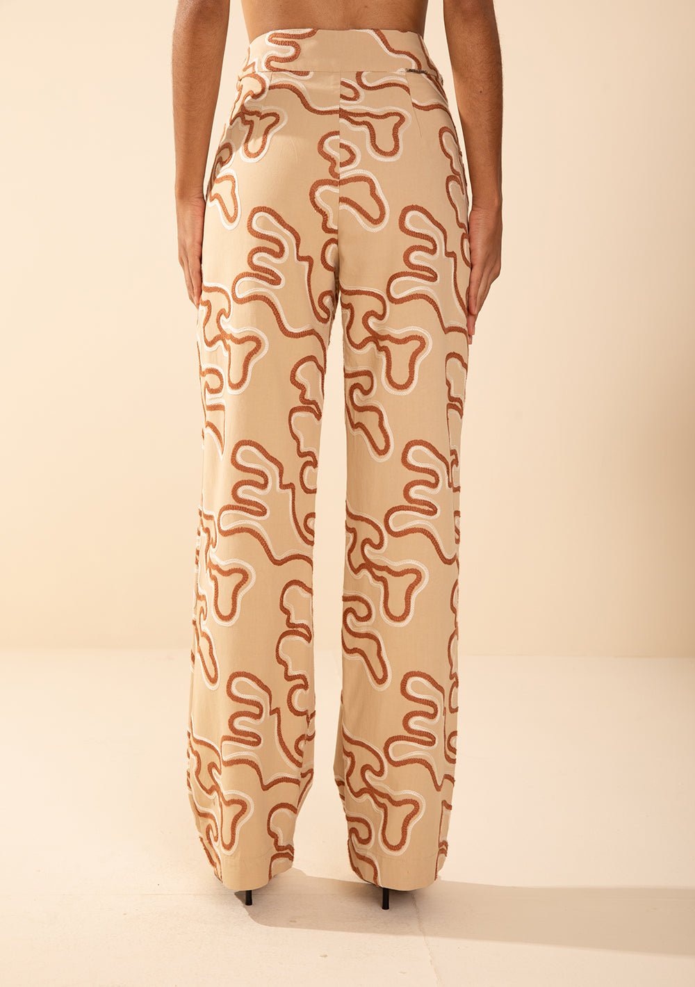 Pantalón Recto Tiro Alto