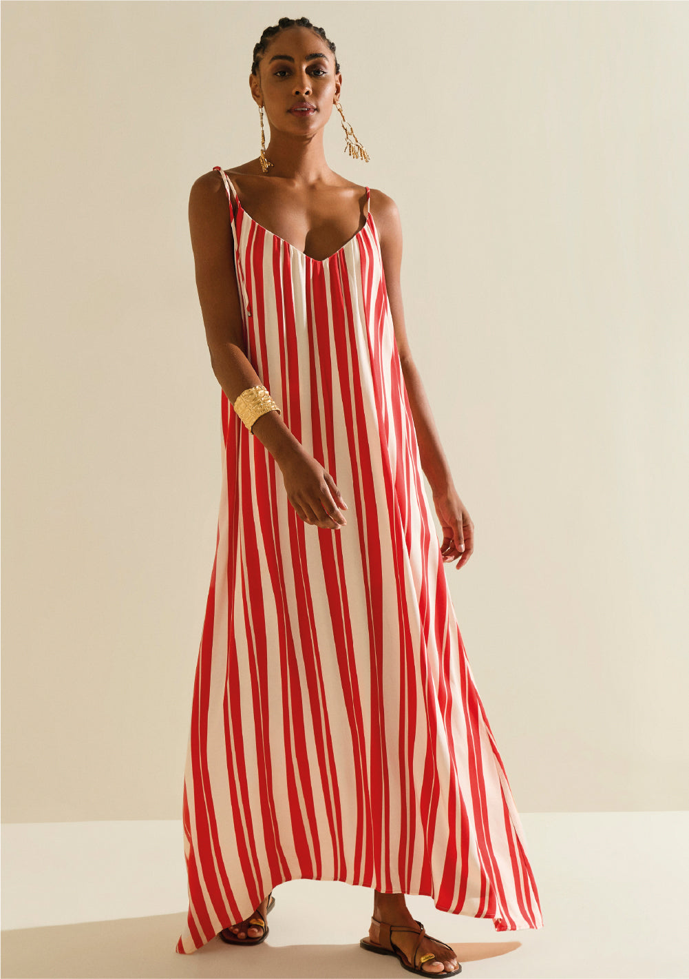Vestido Suelto Escote En V Con Tirantes Largo