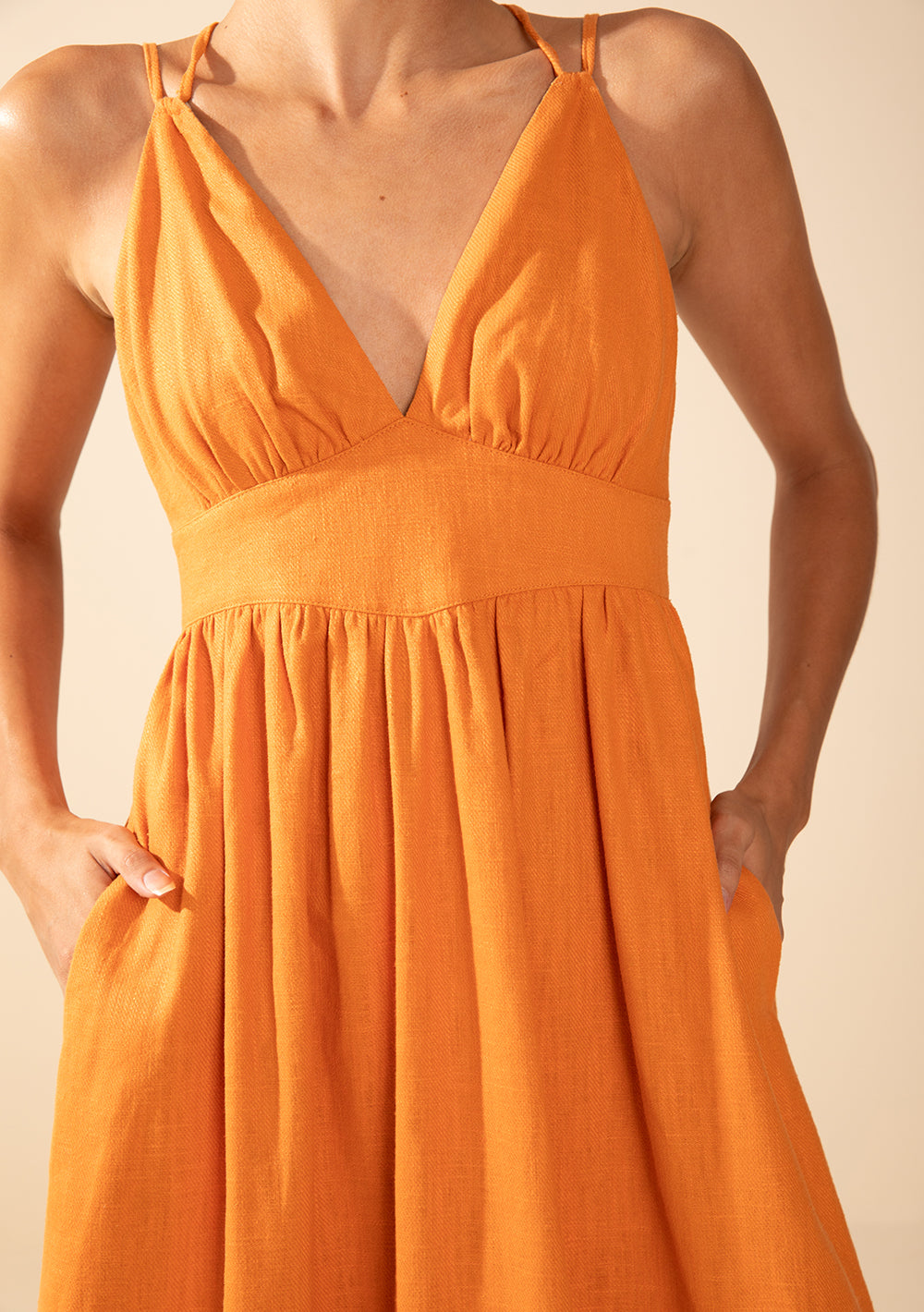 Vestido Suelto Escote En V Con Tirantes Largo