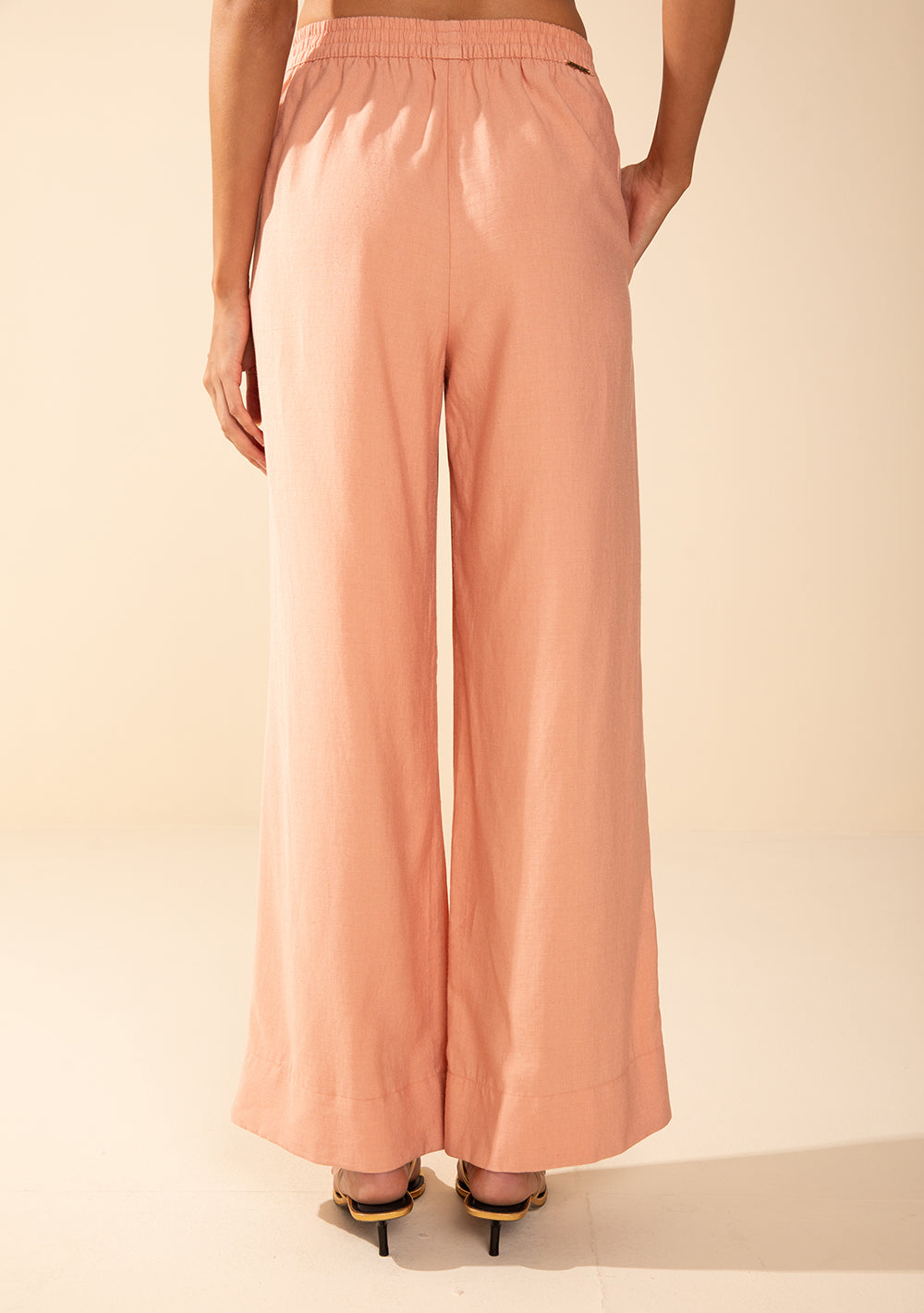 Pantalón Recto Tiro Medio