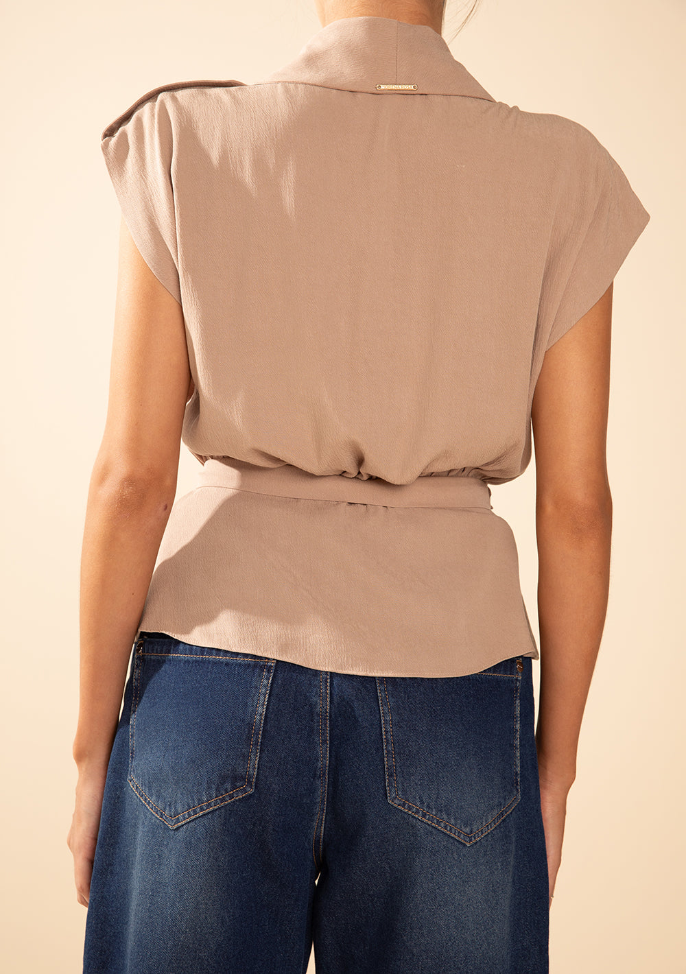 Camisilla Ajustada Escote Cruzado