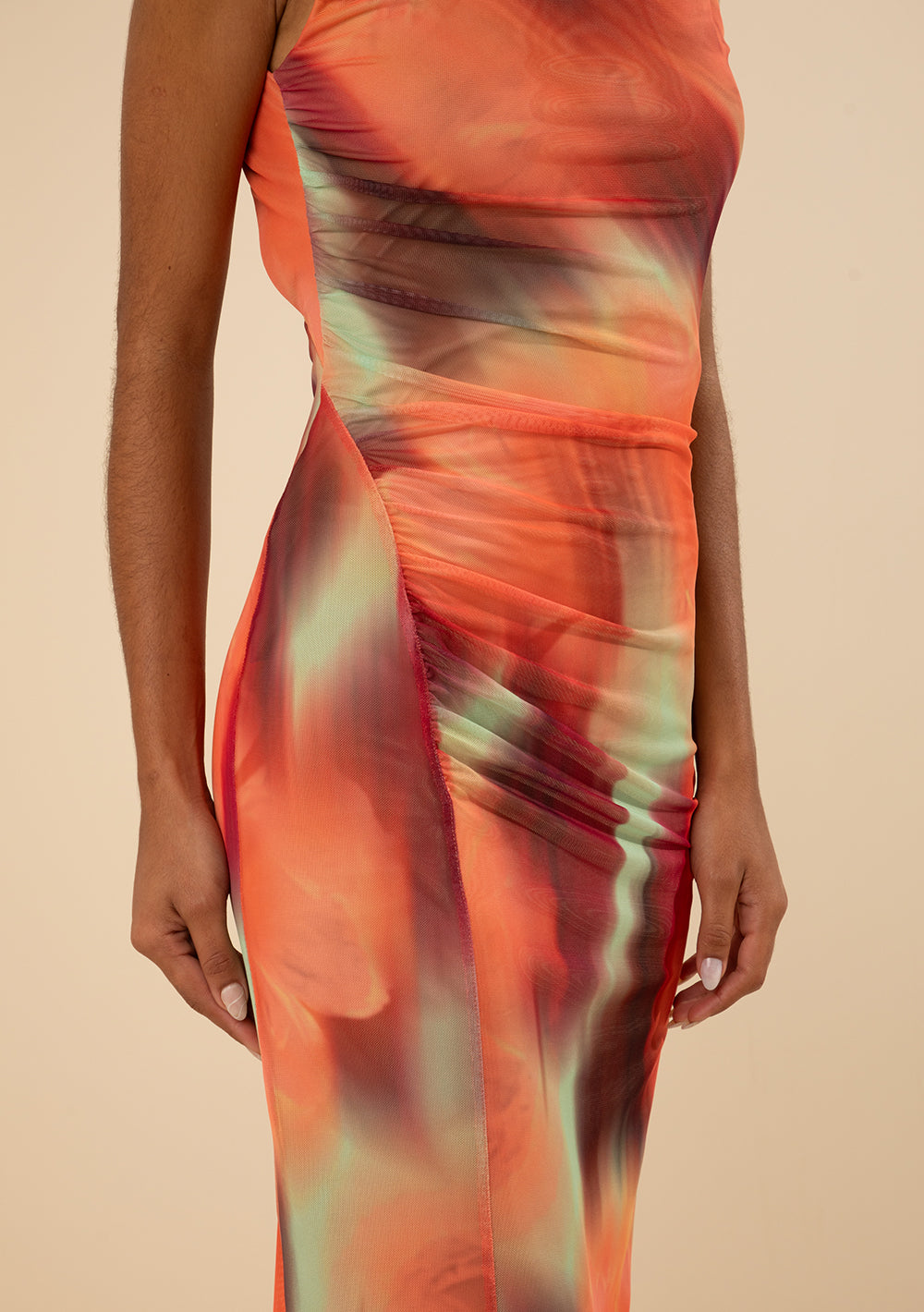 Vestido Midi Ajustado Escote Redondo Sin Mangas