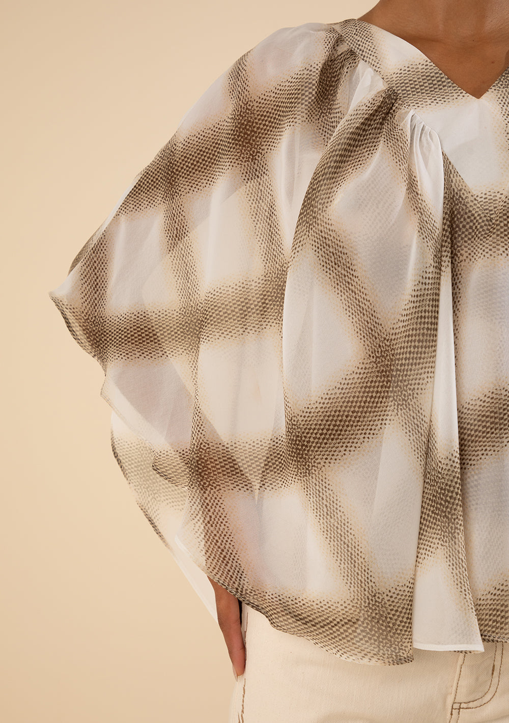 Blusa Suelta Escote En V Mangas Cortas