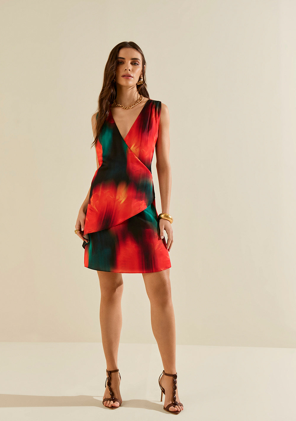 Vestido Corto Suelto Escote En V Sin Mangas