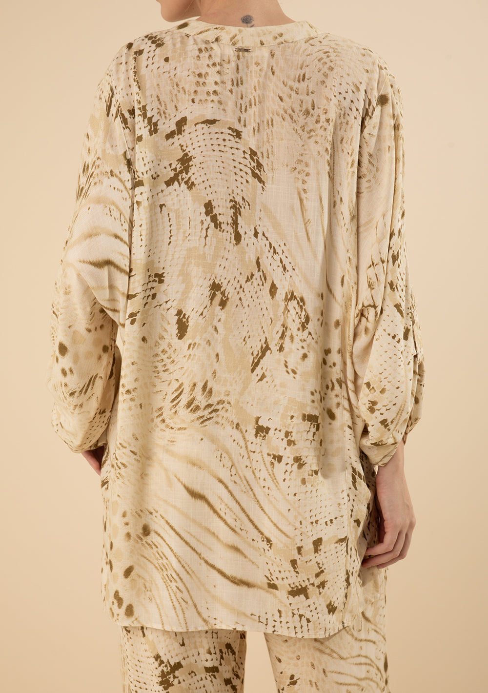 Camisa Suelta Cuello Mao Mangas Largas