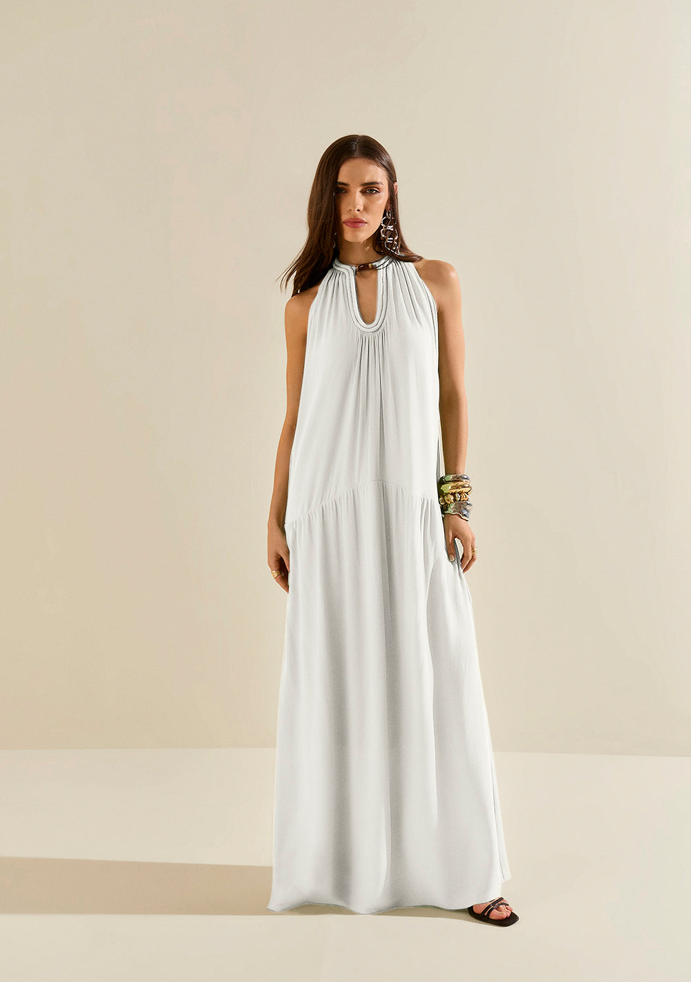 Vestido Largo Suelto Cuello Alto Sin Mangas