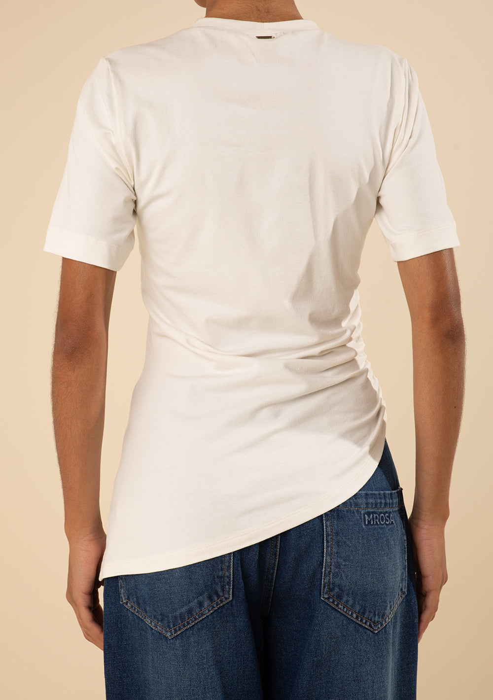 Blusa Ajustada Escote Redondo Mangas Cortas