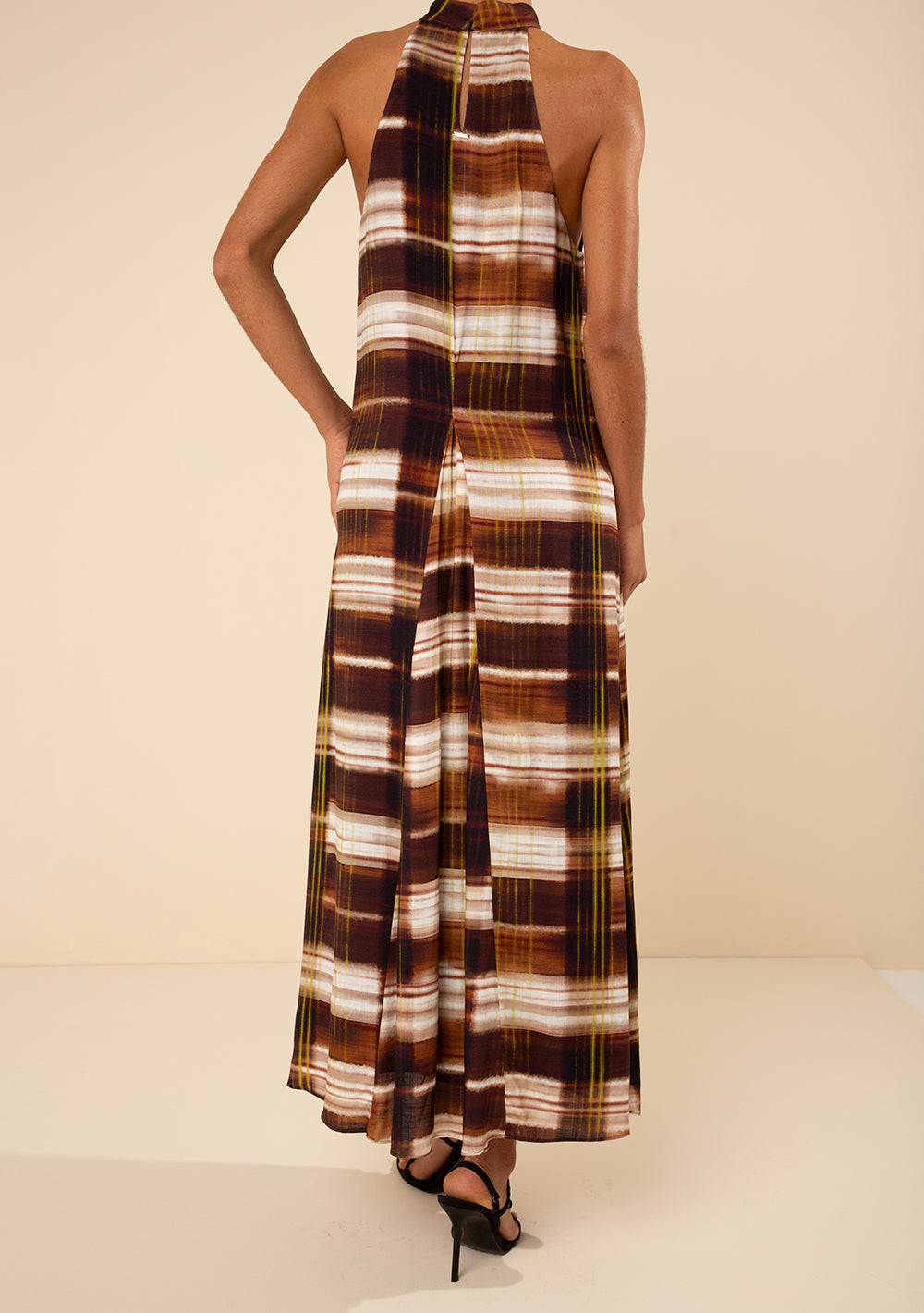 Vestido Midi Suelto Cuello Francés Sin Mangas