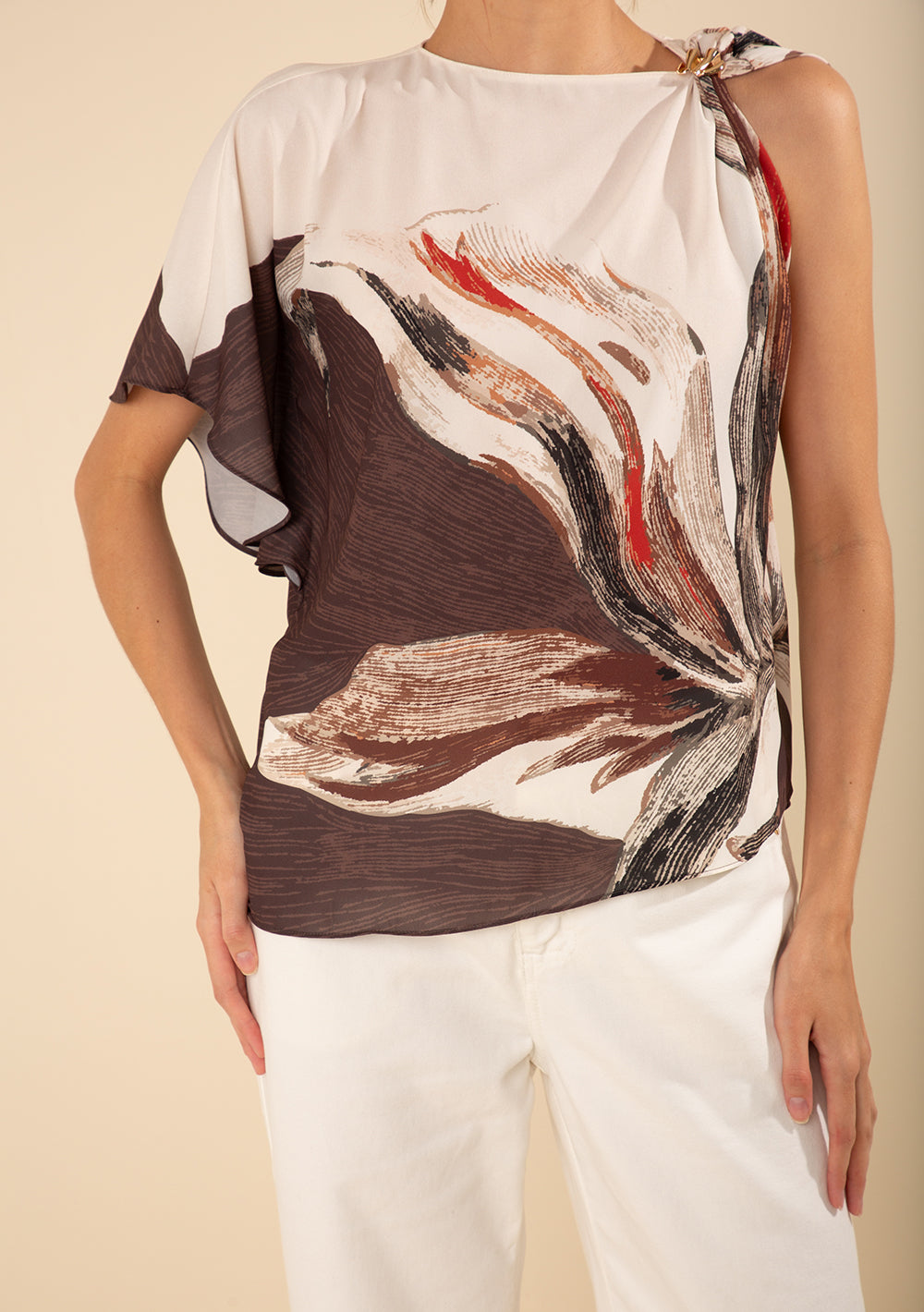 Blusa Suelta Cuello Alto Mangas Cortas