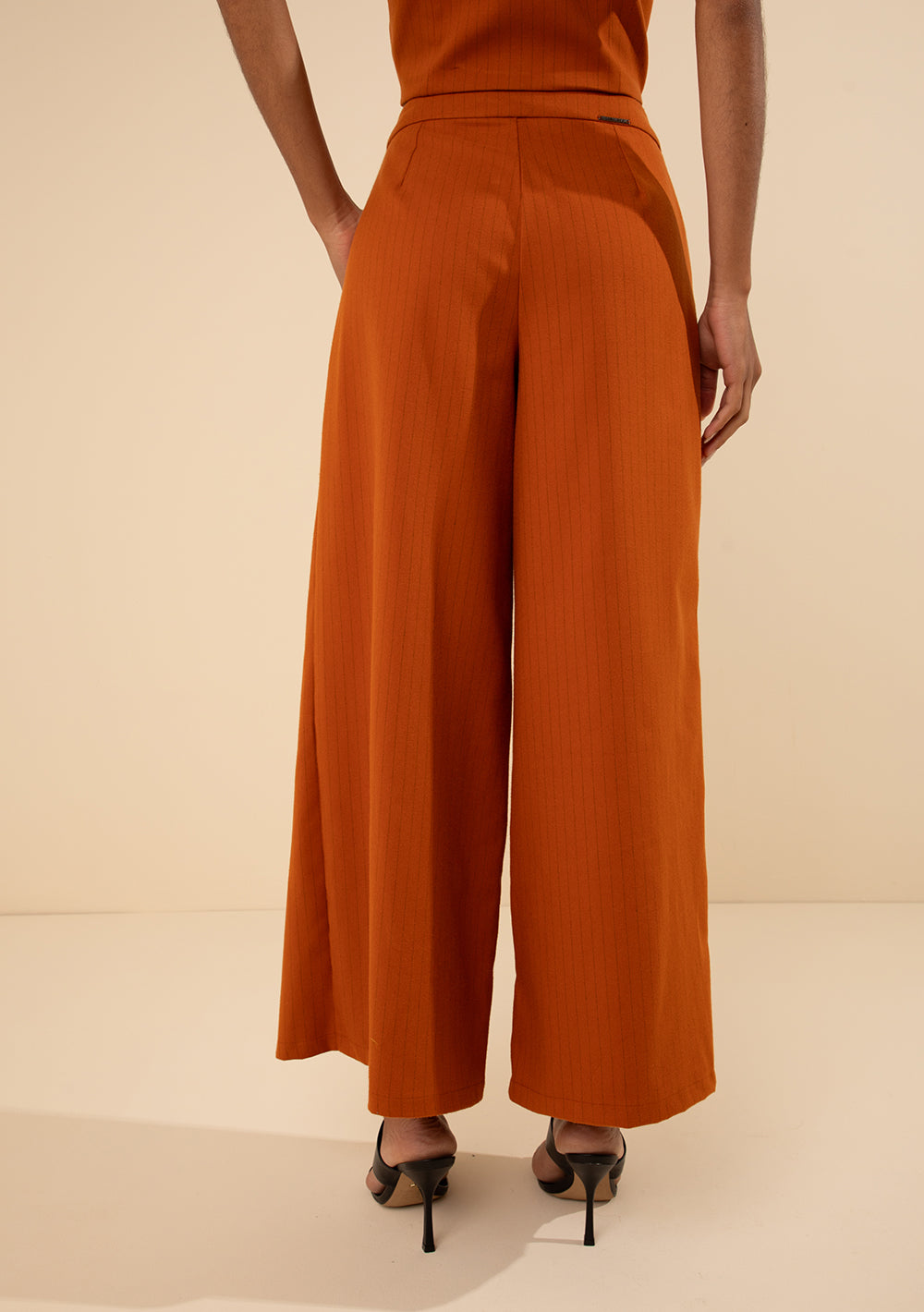 Pantalón Pantacourt Tiro Medio