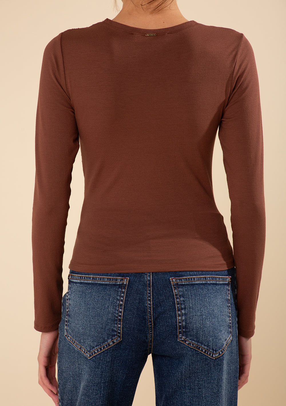 Blusa Ajustada Escote En V Mangas Largas