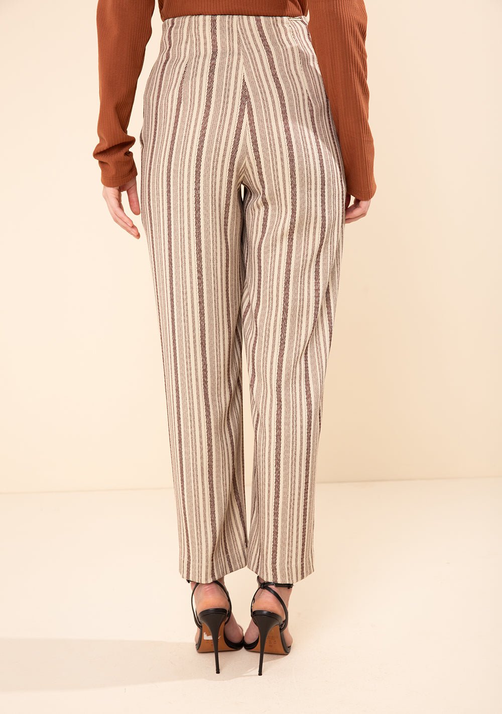 Pantalón Recto Tiro Bajo