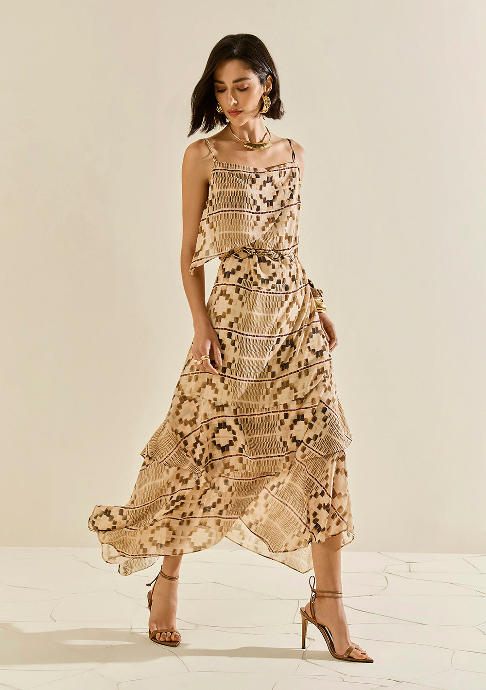 Vestido Midi Suelto Escote Recto Con Tirantes