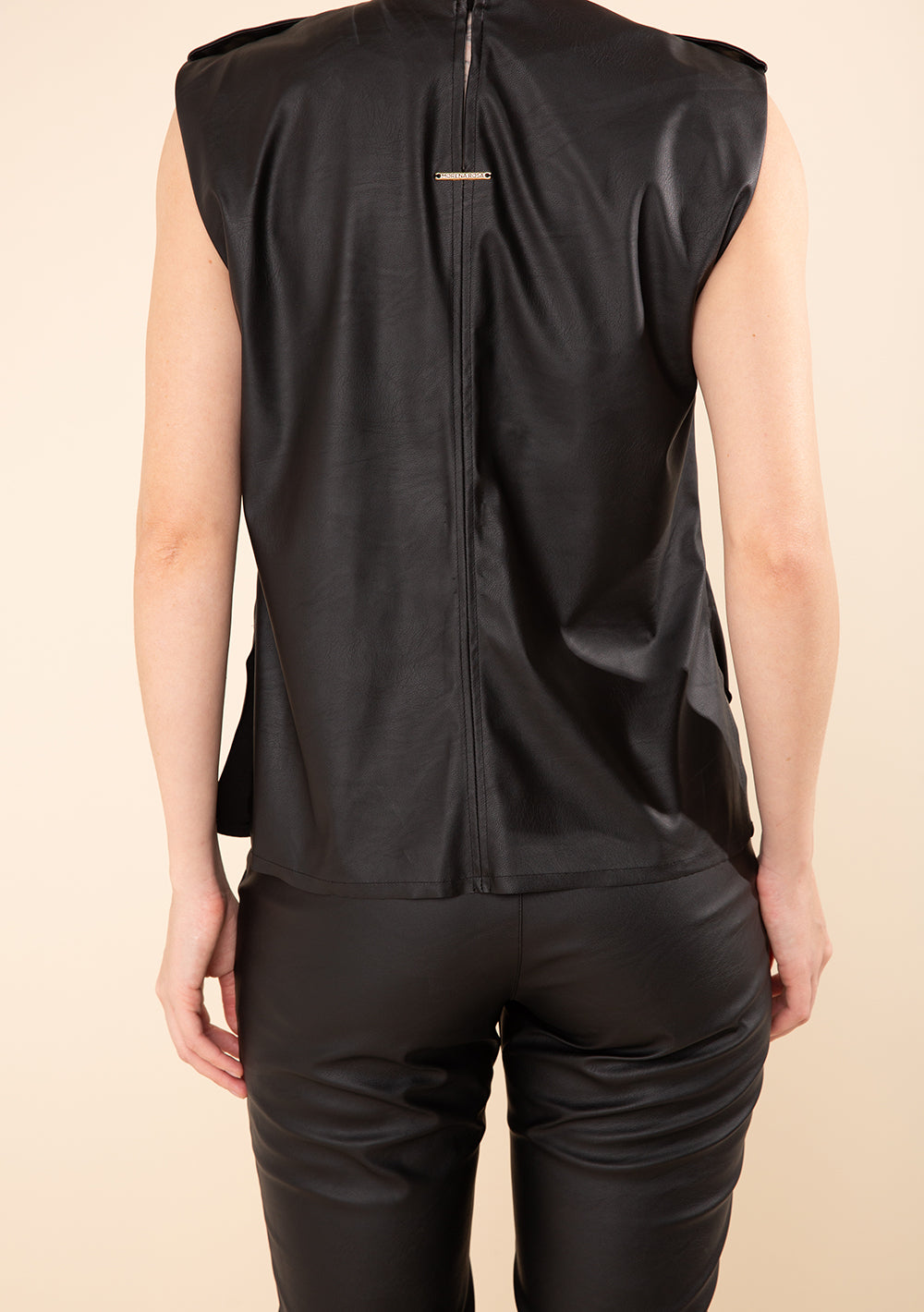 Blusa Suelta Escote Redondo Mangas Cortas