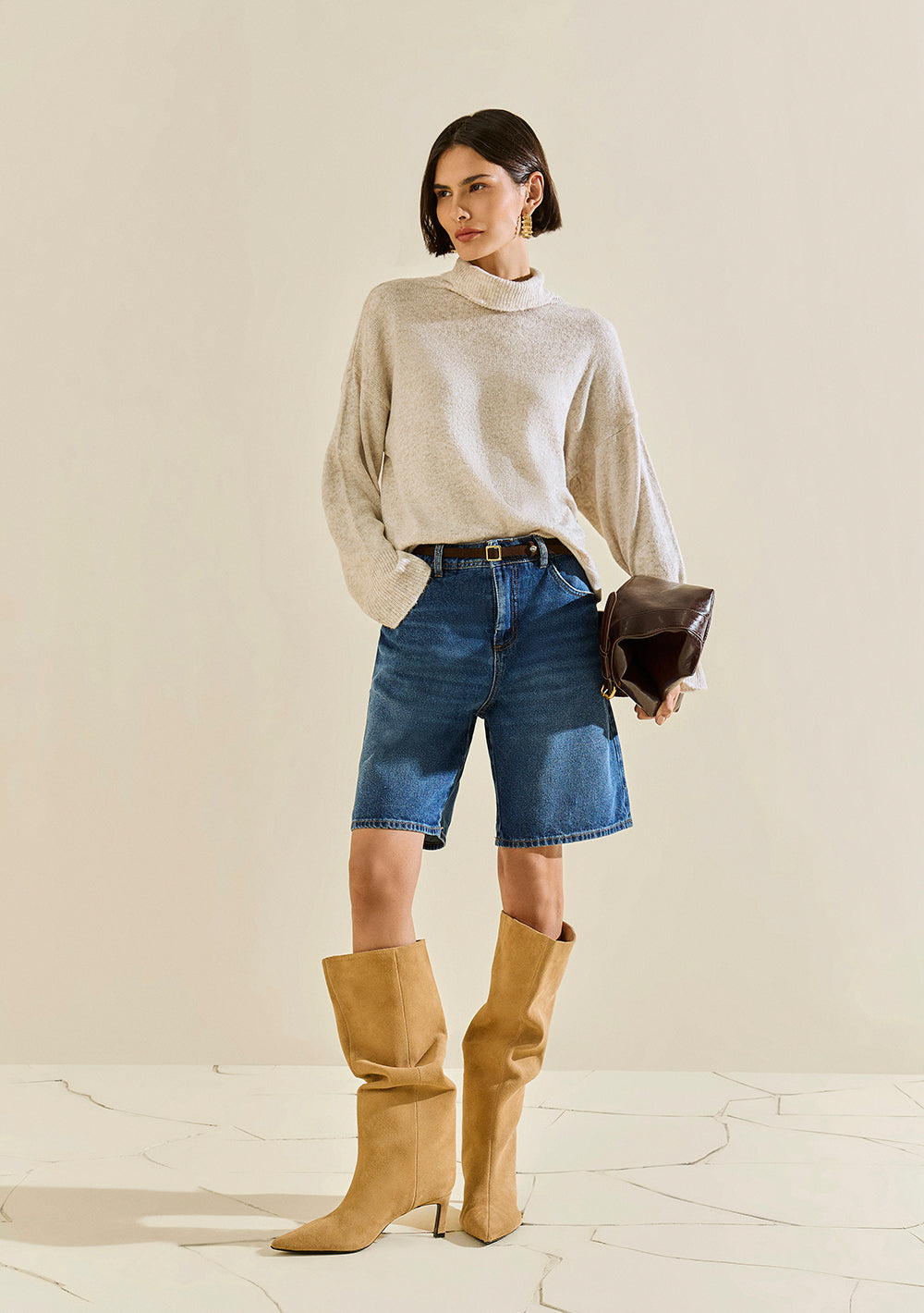 Blusa Suelta Cuello Alto Mangas Largas