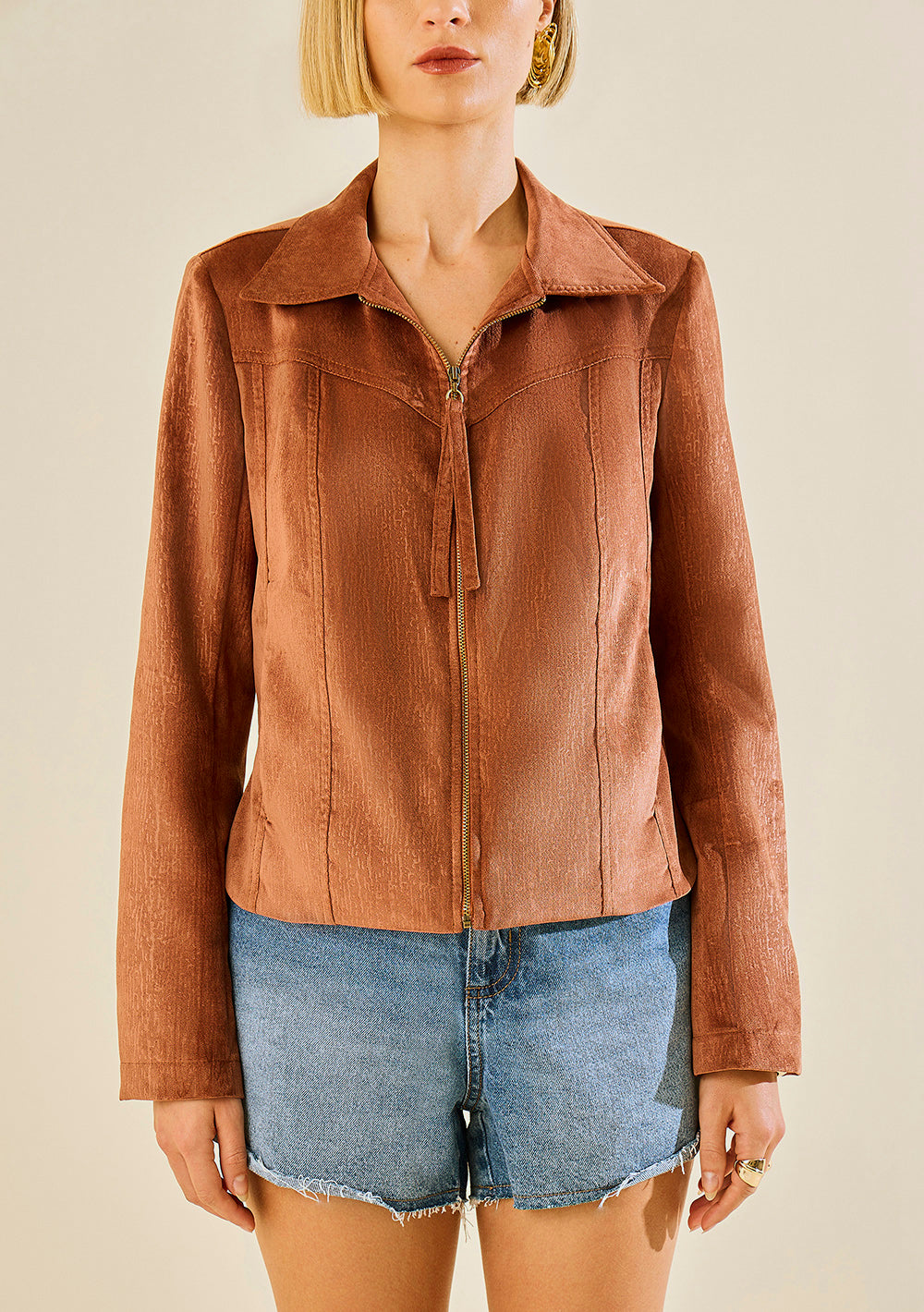 Chaqueta Cropped Ajustada Mangas Largas