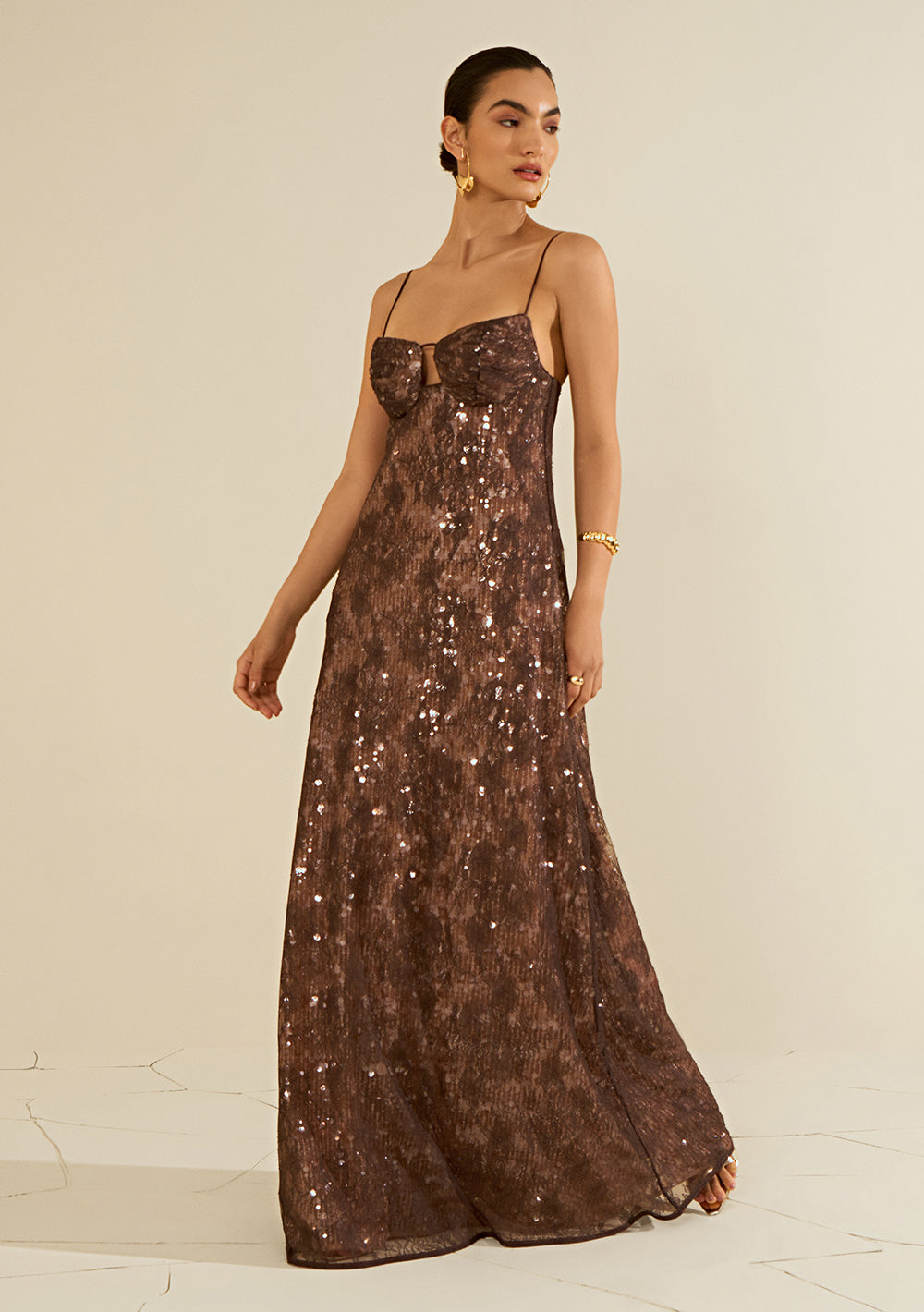 Vestido Largo Suelto Escote En La Espalda Con Tirantes