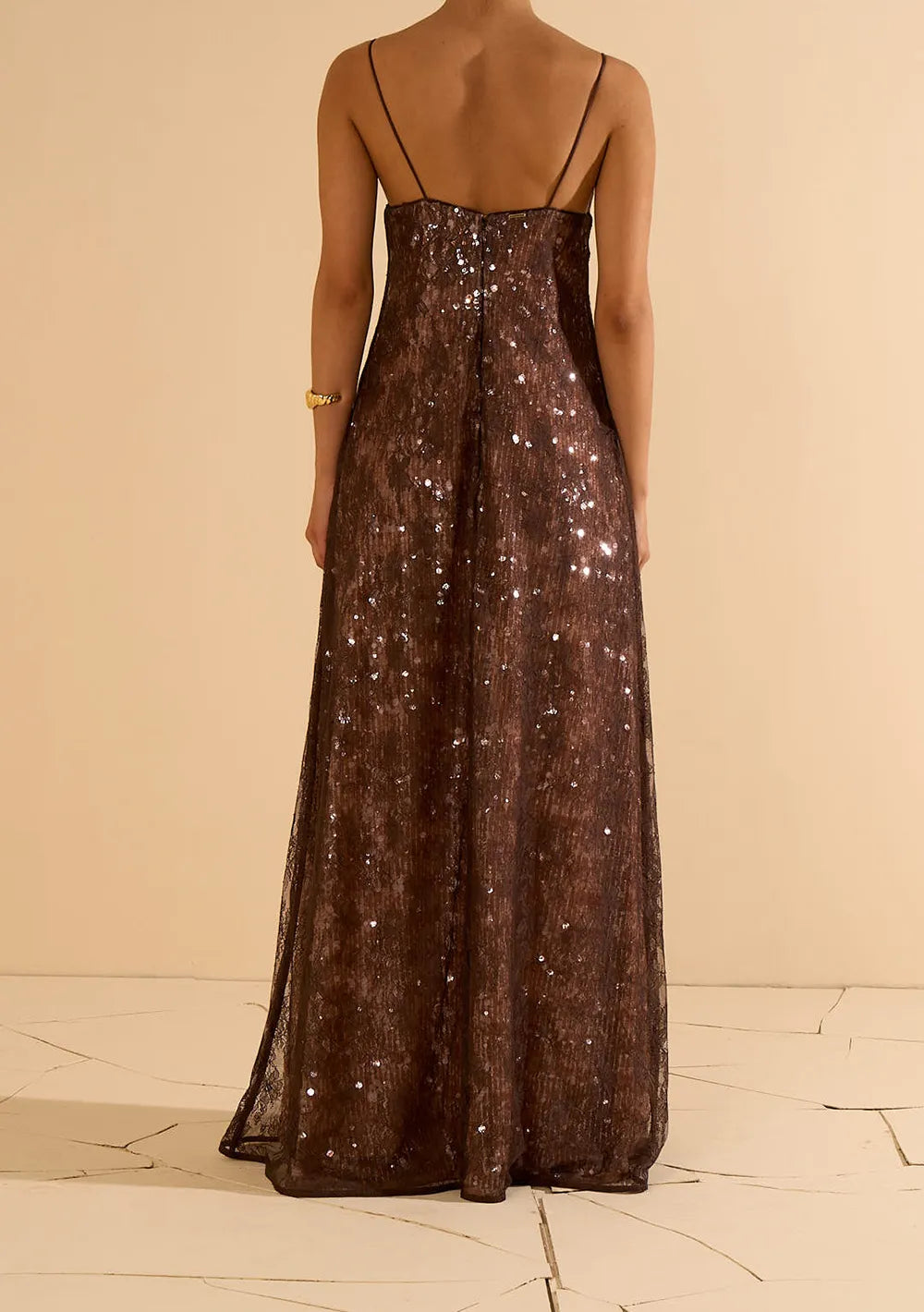 Vestido Largo Suelto Escote En La Espalda Con Tirantes