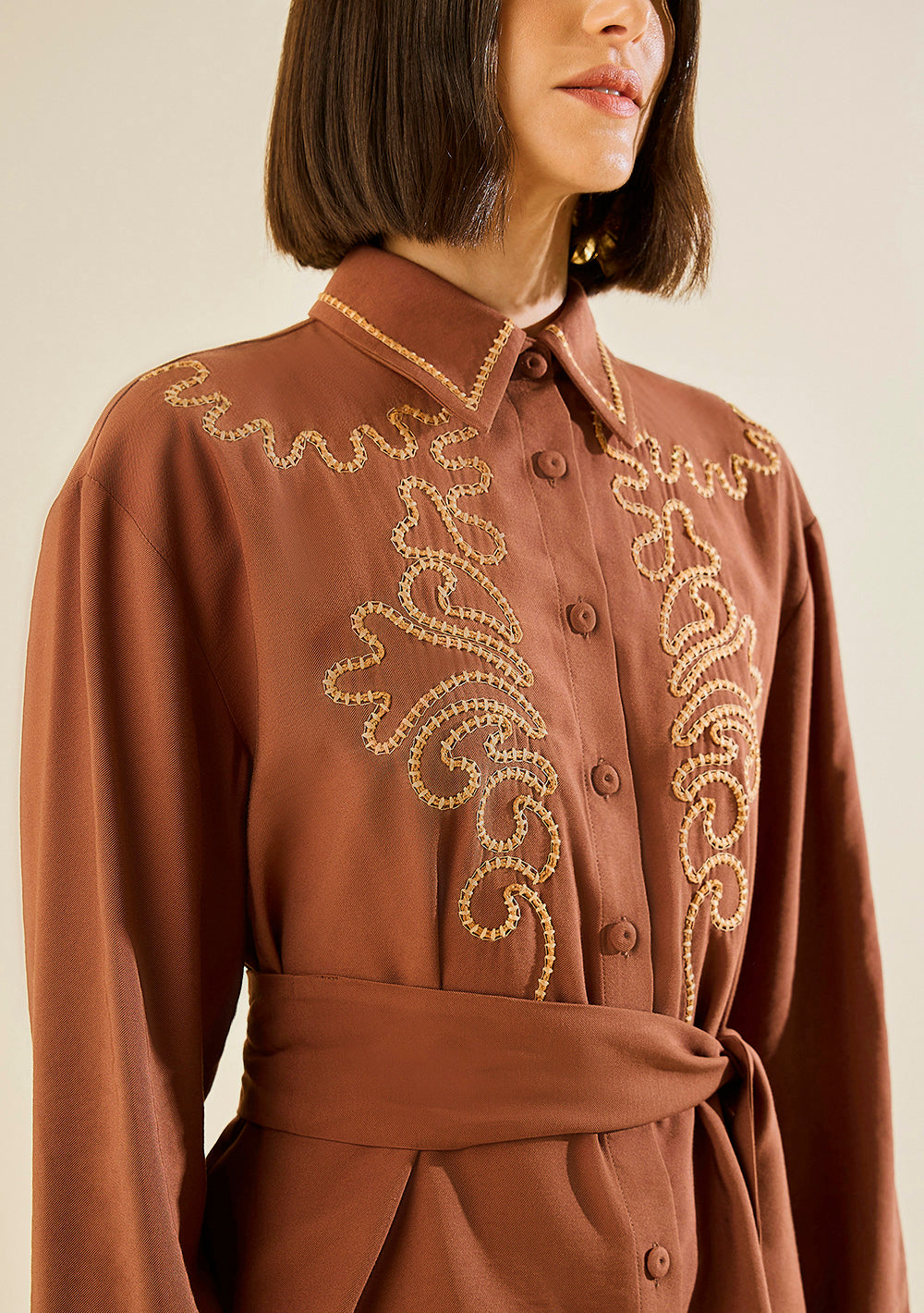Blusa Suelta Cuello Clásico Mangas Largas