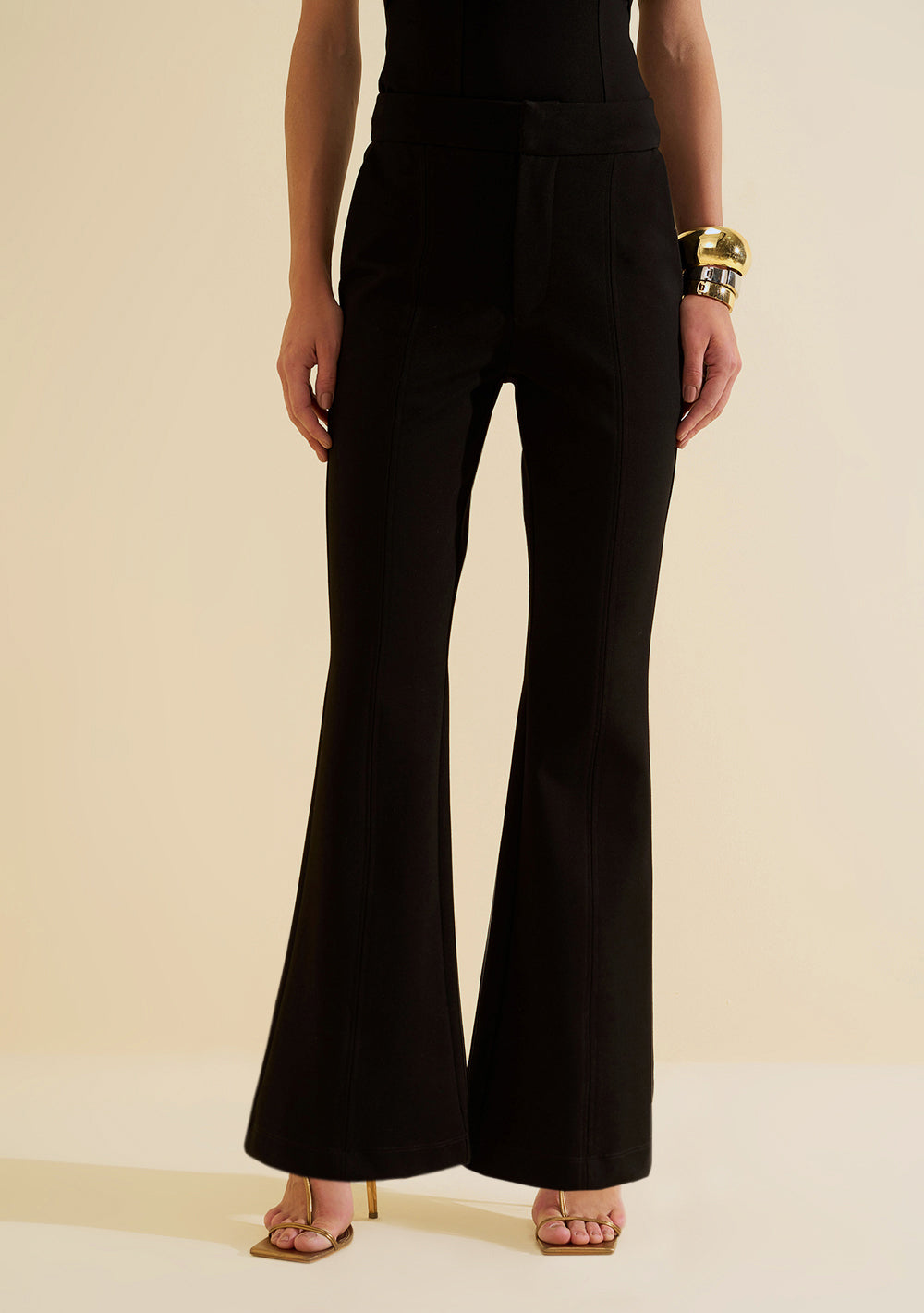 Pantalón Flare Tiro Alto